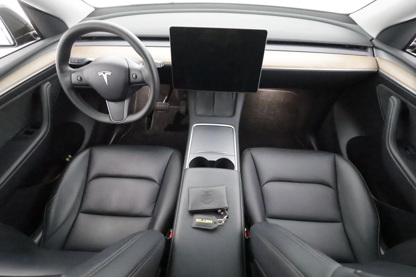Tesla Model Y 2022 Long Range - | Koukku | ILP | Lasikatto | ACC | Matrix-LED | P.Kamera | Muistipenkki | Premium Audio | Navi | Kaistavahti | Keyless | 2x Latauskaapelit | Kahdet renkaat | 1-om Suomi-auto |