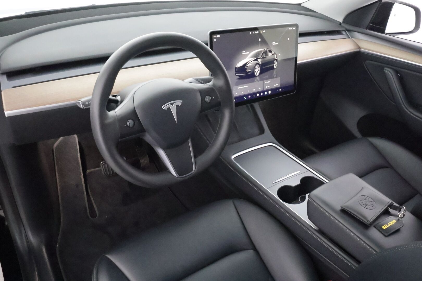 Tesla Model Y 2022 Long Range - | Koukku | ILP | Lasikatto | ACC | Matrix-LED | P.Kamera | Muistipenkki | Premium Audio | Navi | Kaistavahti | Keyless | 2x Latauskaapelit | Kahdet renkaat | 1-om Suomi-auto |