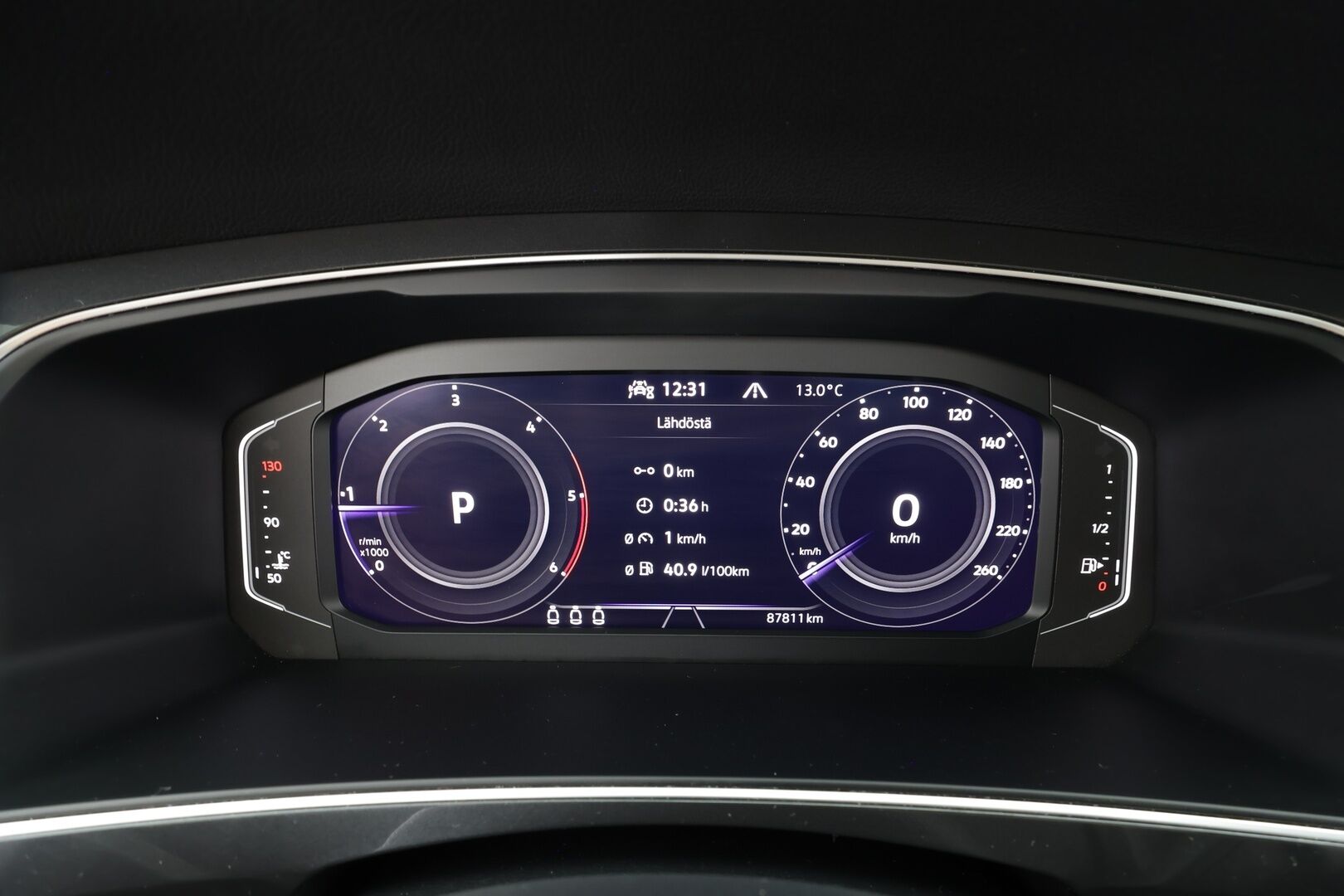 Volkswagen Tiguan 2022 Style Business 2,0 TDI SCR 110 kW 4Motion * Webasto / ACC / Matrix-LED / P.kamera / Hierovat Sportpenkit / Kaistavahti * - 1-om Suomi-auto / Kahdet renkaat