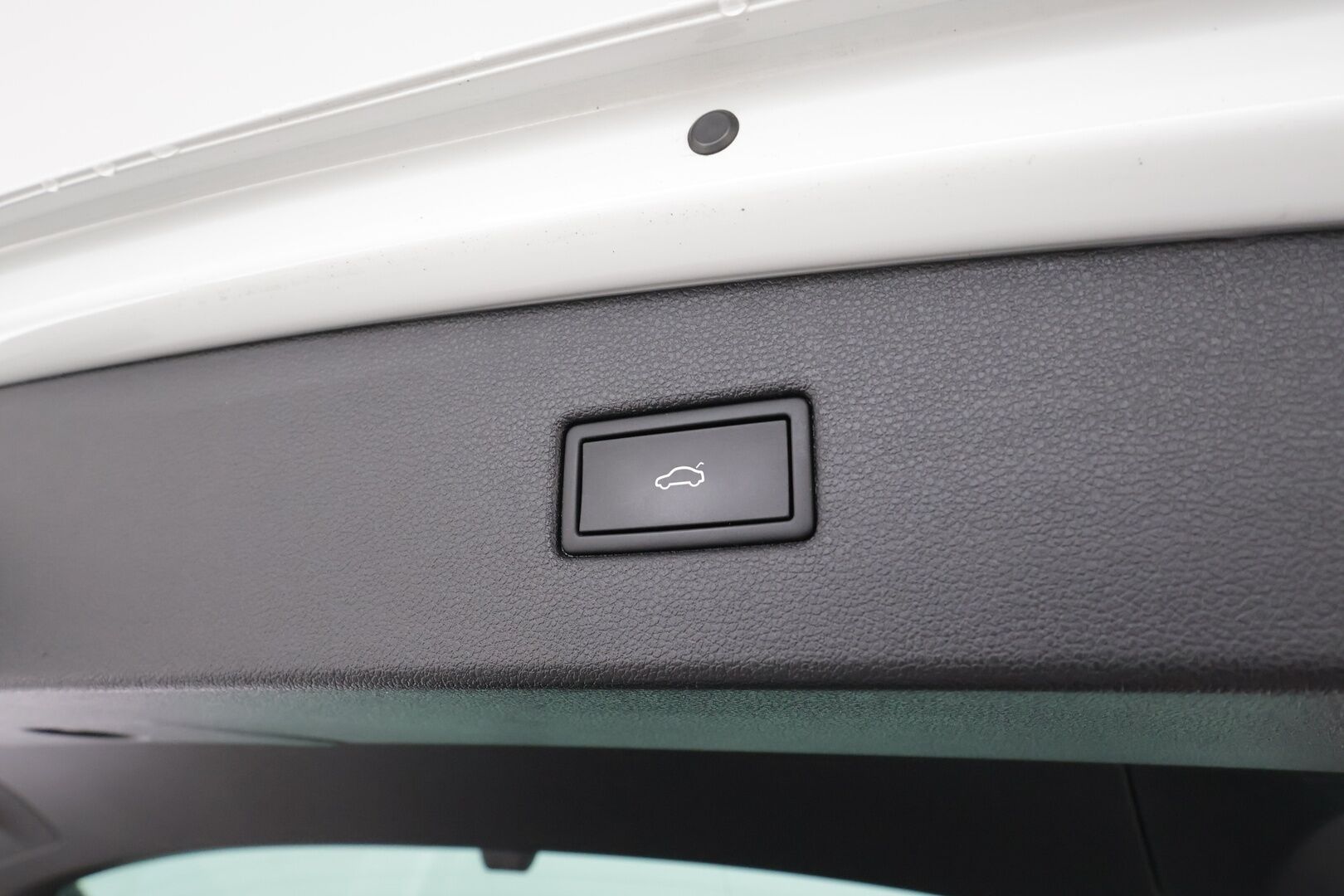 Volkswagen Tiguan 2022 Style Business 2,0 TDI SCR 110 kW 4Motion * Webasto / ACC / Matrix-LED / P.kamera / Hierovat Sportpenkit / Kaistavahti * - 1-om Suomi-auto / Kahdet renkaat