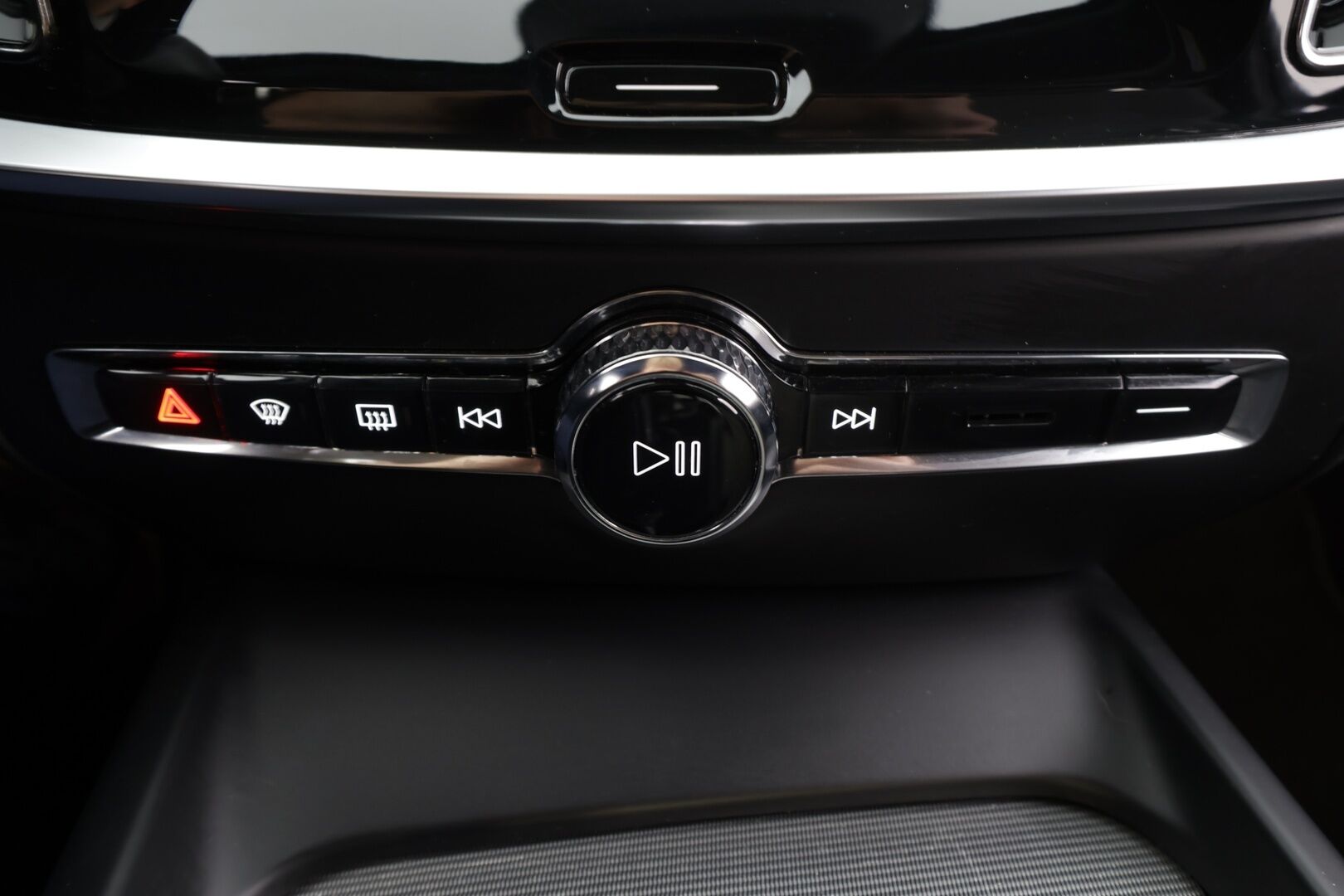 Volvo S60 2022 B5 MHEV Business R-Design Edition aut *  ACC / Webasto / Koukku /  Muistipenkki / P.Kamera / LED / Keyless * - 1.om Suomi-auto / 2x vanteet