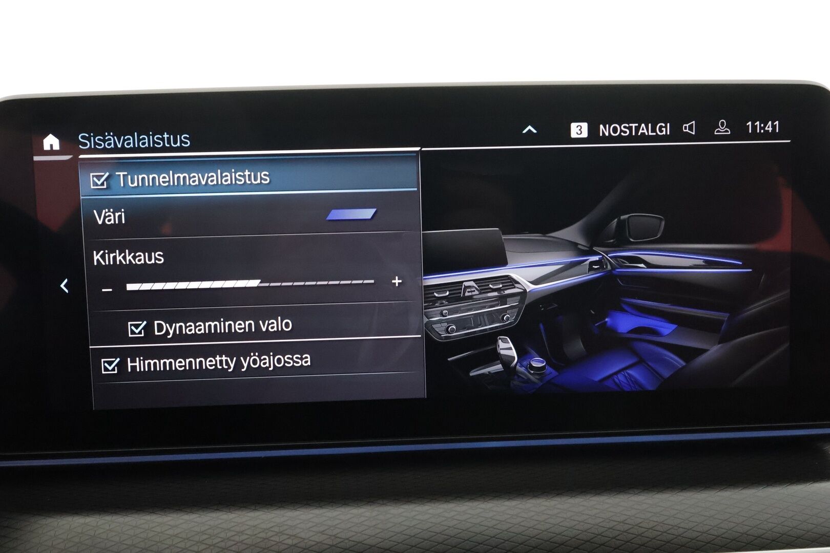 BMW 530 2022 G31 Touring 530e xDrive A Charged Edition M Sport * ACC / Adapt.LED / P.Kamera / HiFi / Navi / Comfort Access * - 1-om Suomi-auto / 2x Latauskaapelit / Merkkihuollot / Kahdet renkaat aluvanteilla