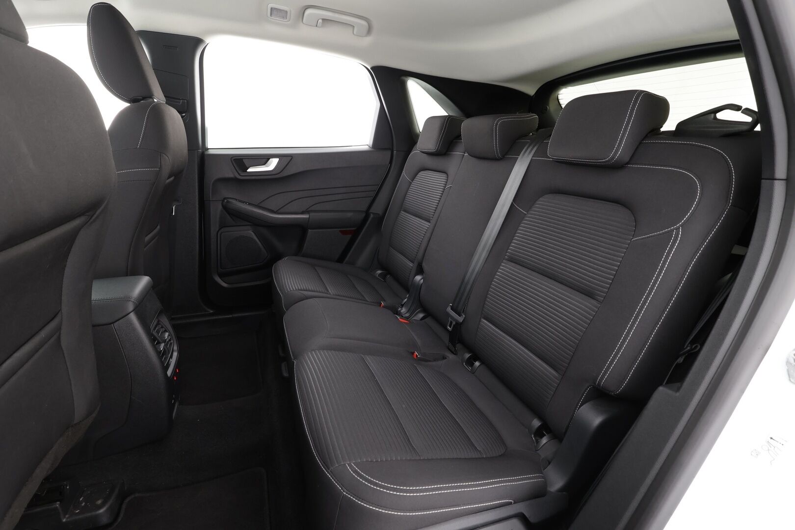 Ford Kuga 2022 2,5 Hybrid (HEV) 190hv CVT Titanium - Vakkari | Lohko | P.Kamera | LED | Apple | Digimittaristo | 1.Om Suomi-auto | Kahdet Renkaat | Merkkihuollot