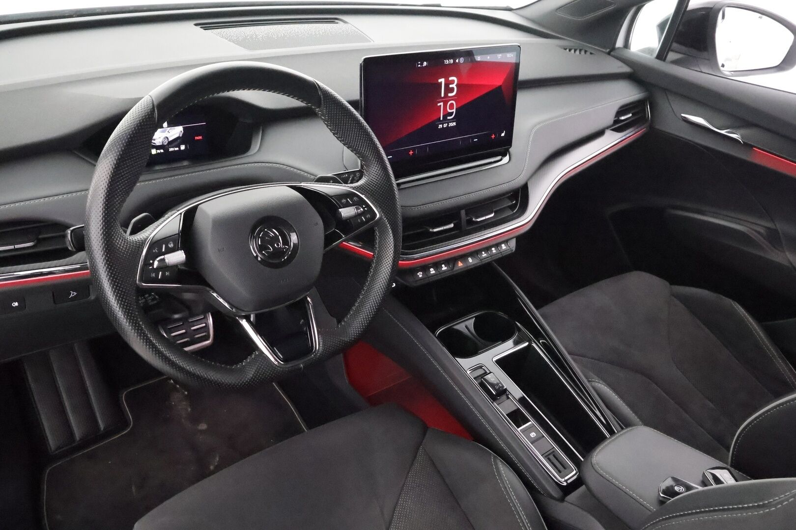 Skoda Enyaq 2022 80 SportLine iV - | ACC | ILP | Koukku | Matrix-LED | P.Kamera | Puolinahat | Ratinlämmitys | Keyless | Apple&Android | 1.Om Suomi-auto | Kahdet Renkaat | Merkkihuollettu |