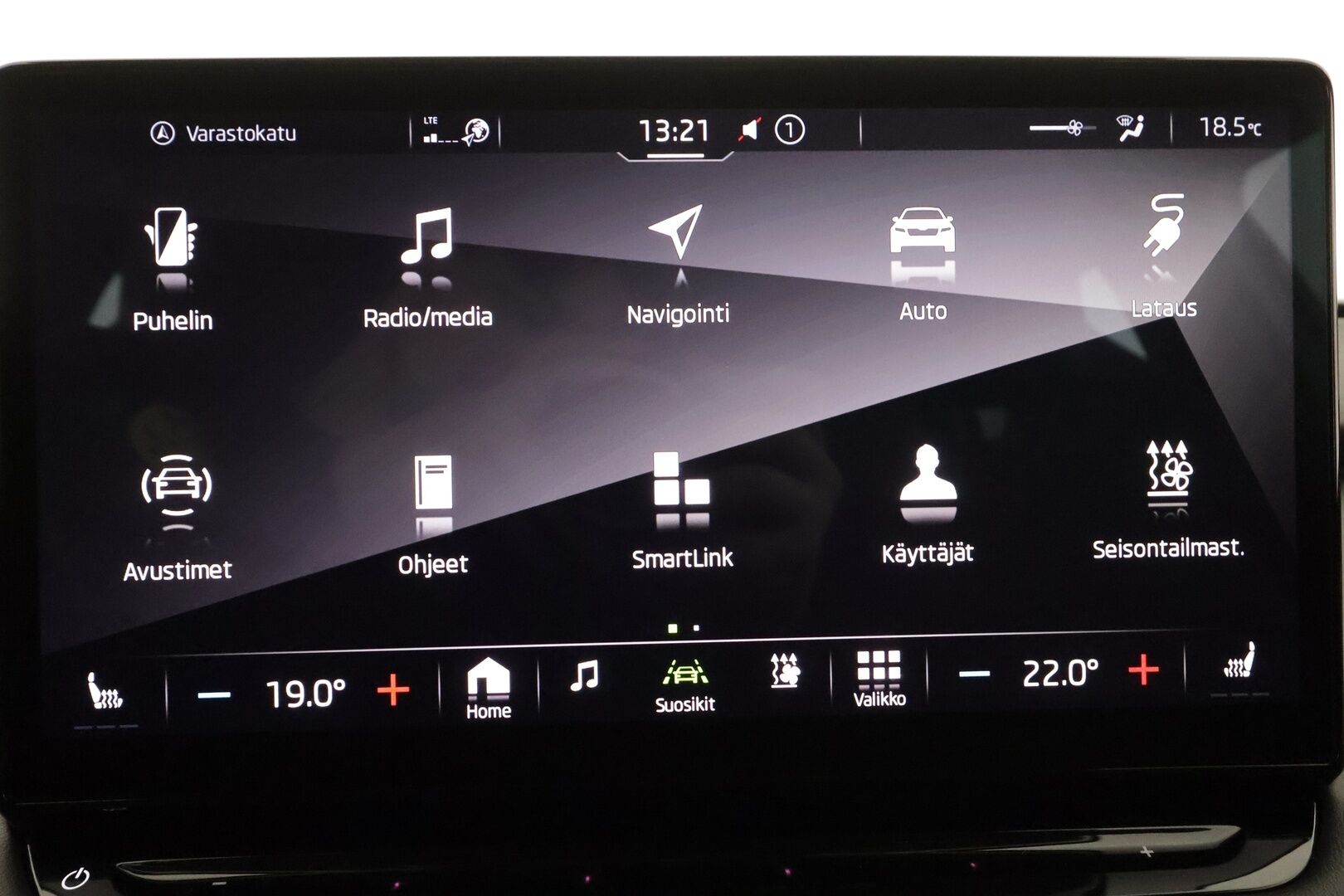 Skoda Enyaq 2022 80 SportLine iV - | ACC | ILP | Koukku | Matrix-LED | P.Kamera | Puolinahat | Ratinlämmitys | Keyless | Apple&Android | 1.Om Suomi-auto | Kahdet Renkaat | Merkkihuollettu |