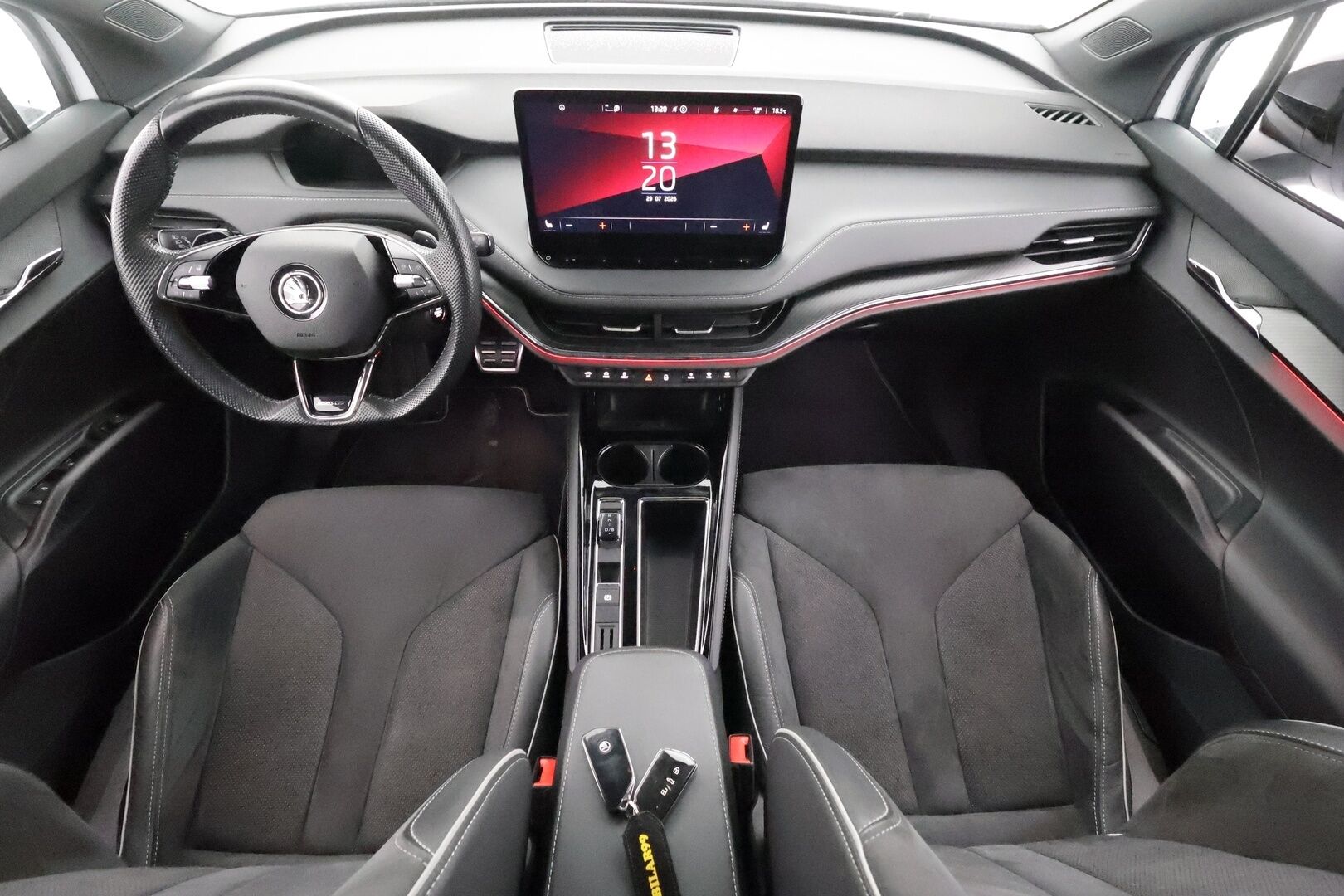 Skoda Enyaq 2022 80 SportLine iV - | ACC | ILP | Koukku | Matrix-LED | P.Kamera | Puolinahat | Ratinlämmitys | Keyless | Apple&Android | 1.Om Suomi-auto | Kahdet Renkaat | Merkkihuollettu |