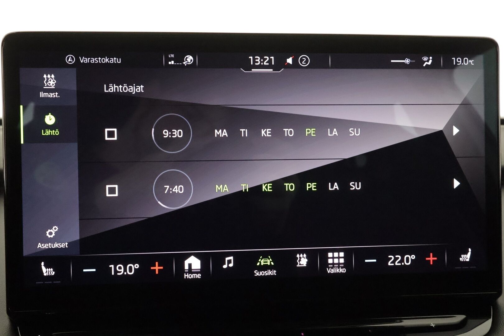 Skoda Enyaq 2022 80 SportLine iV - | ACC | ILP | Koukku | Matrix-LED | P.Kamera | Puolinahat | Ratinlämmitys | Keyless | Apple&Android | 1.Om Suomi-auto | Kahdet Renkaat | Merkkihuollettu |