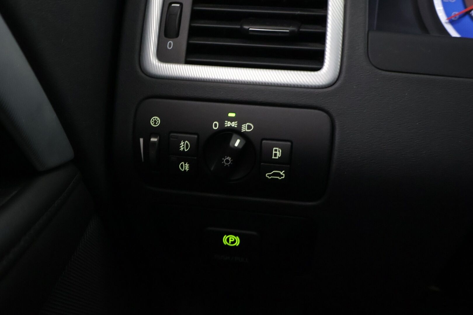 Volvo S80 2010 1,6D DRIVe Summum */ PA-lämmitin / Keyless / Kattoluukku / Muistpenkki / Vakkari / Tutka / 2x renkaat /* - Ilmainen kotiintoimitus / 2x renkaat