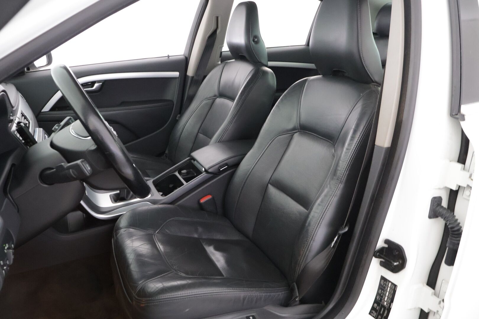 Volvo S80 2010 1,6D DRIVe Summum */ PA-lämmitin / Keyless / Kattoluukku / Muistpenkki / Vakkari / Tutka / 2x renkaat /* - Ilmainen kotiintoimitus / 2x renkaat - HULLUT BLACKWEEK JATKOT - KORKOTARJOUS 2,49%