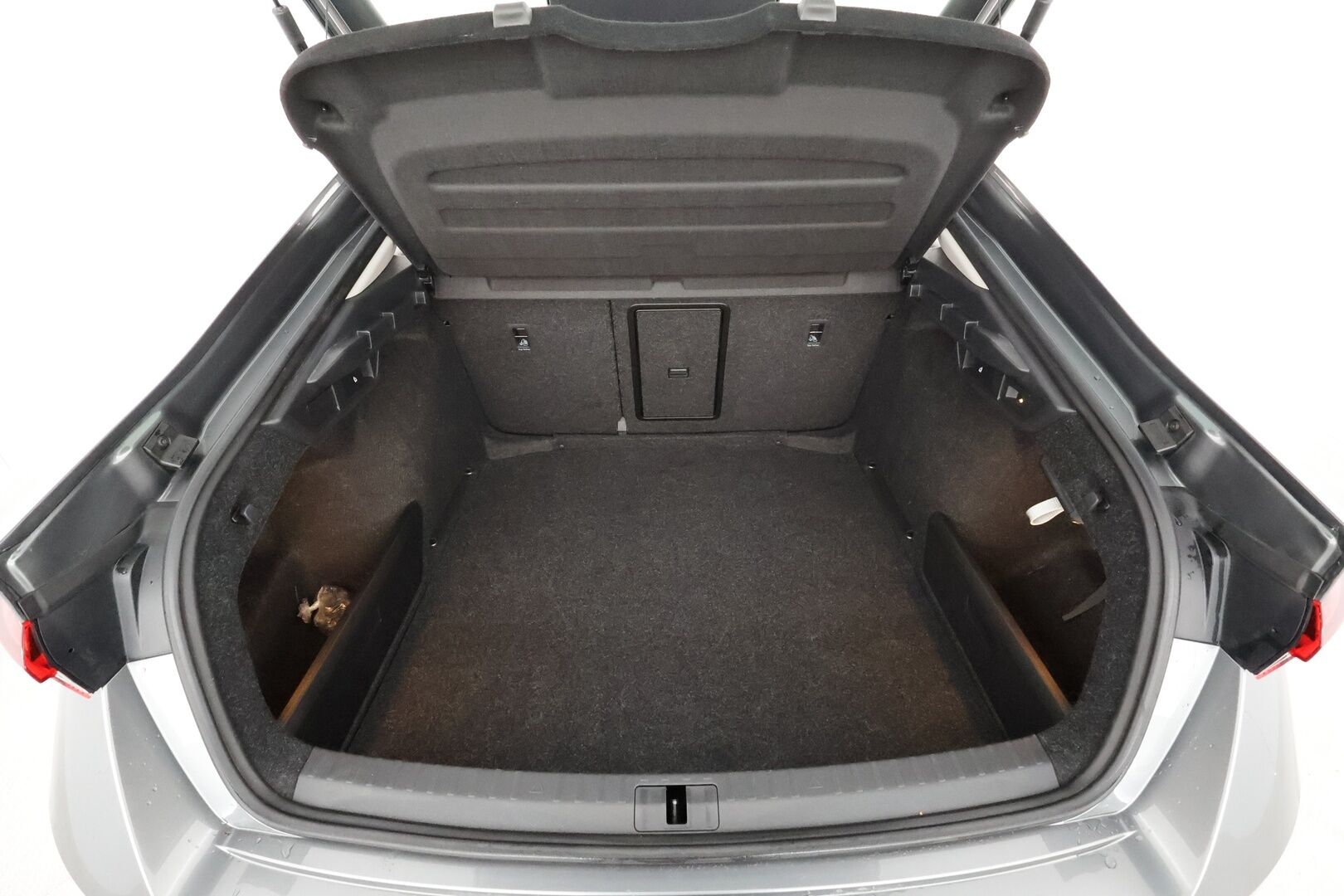 Skoda Octavia 2022 1.0 TSI Ambition eTEC DSG * Webasto / Koukku / LED / P.tutkat / Kaistavahti / Digimittaristo * - 1-om Suomi-auto / Kahdet renkaat - Osta nyt, maksa vasta ensi vuonna