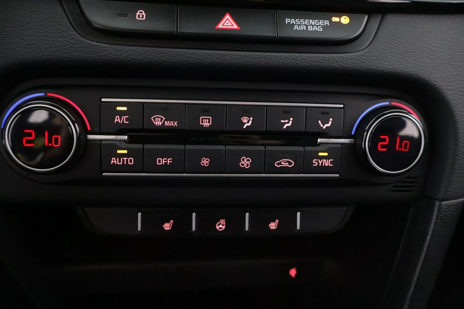 Kia Ceed 2022 1,5 T-GDI 160hv EX - ACC | P-Kamera | Tutkat | Digimittaristo | Navi | BLIS | JBL | 1-om Suomi-auto 