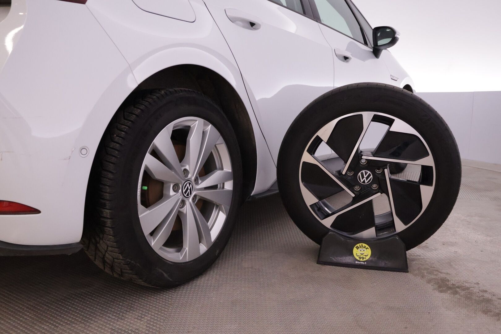 Volkswagen ID.3 2022 Pro Performance Business 150 kW, akku 58 kWh *ACC / Ilmalämpöpumppu / Peruutuskamera / Navi / Ambient light* - Yksiomisteinen / Suomiauto hyvillä varusteilla / Kahdet alumiinivanteet