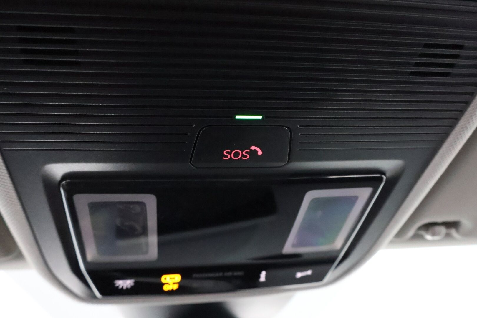Seat Leon Sportstourer 2021 1,4 PHEV 204 eHybrid FR DSG * Adapt.Vakkari / Digimittari / Peruutuskamera / Adapt.LED / Puolinahkasisusta / Sporttipenkit - Siisti yksilö / 2x Renkaat aluvantein / Juuri tullut Tampereelle!