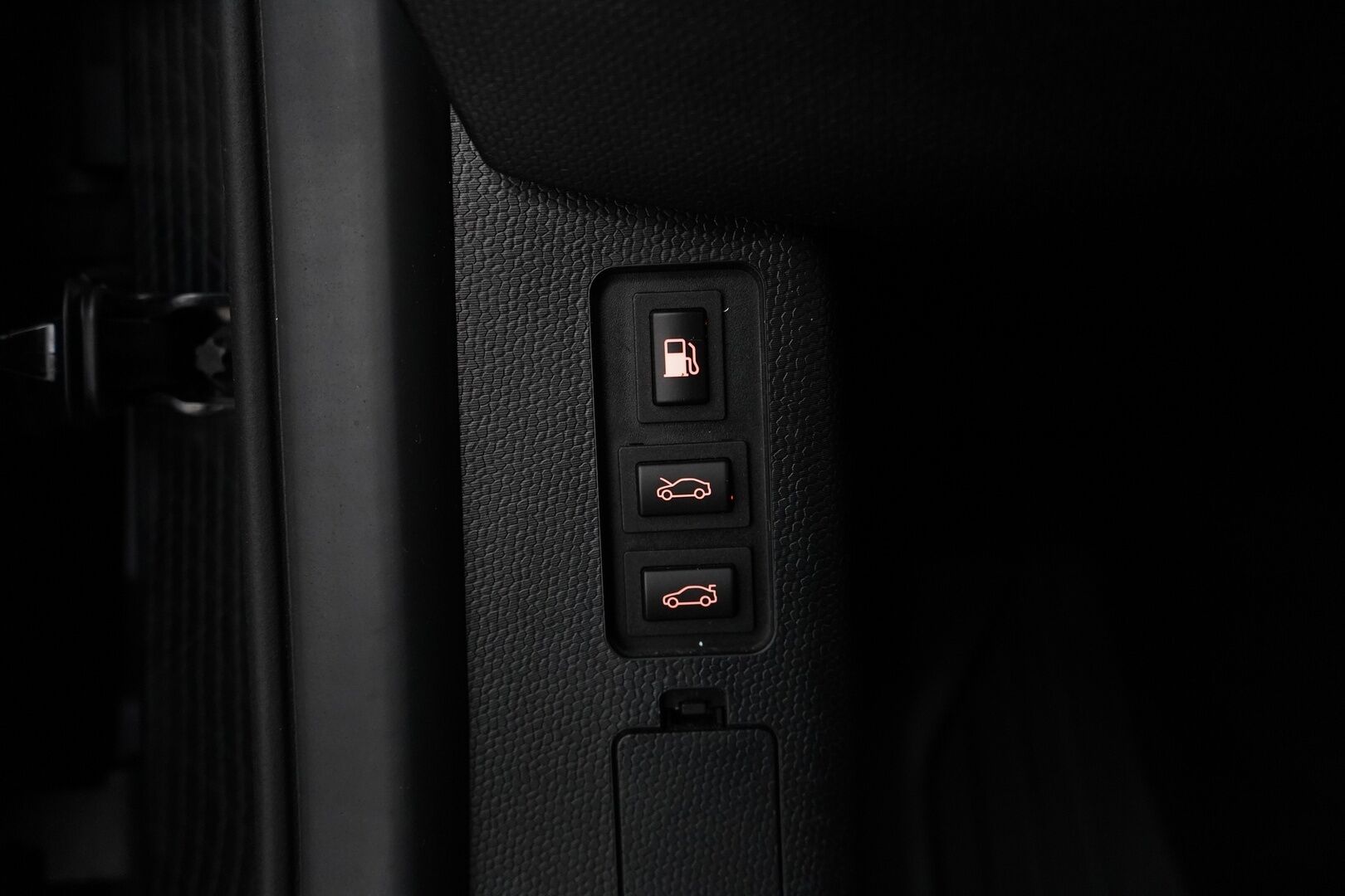 BMW i3 2018 94Ah REX Charged Edition *H&K / Kamera / Puolinahat / Keyless* - Kahdet BMW:n renkaat / Komea yksilö!