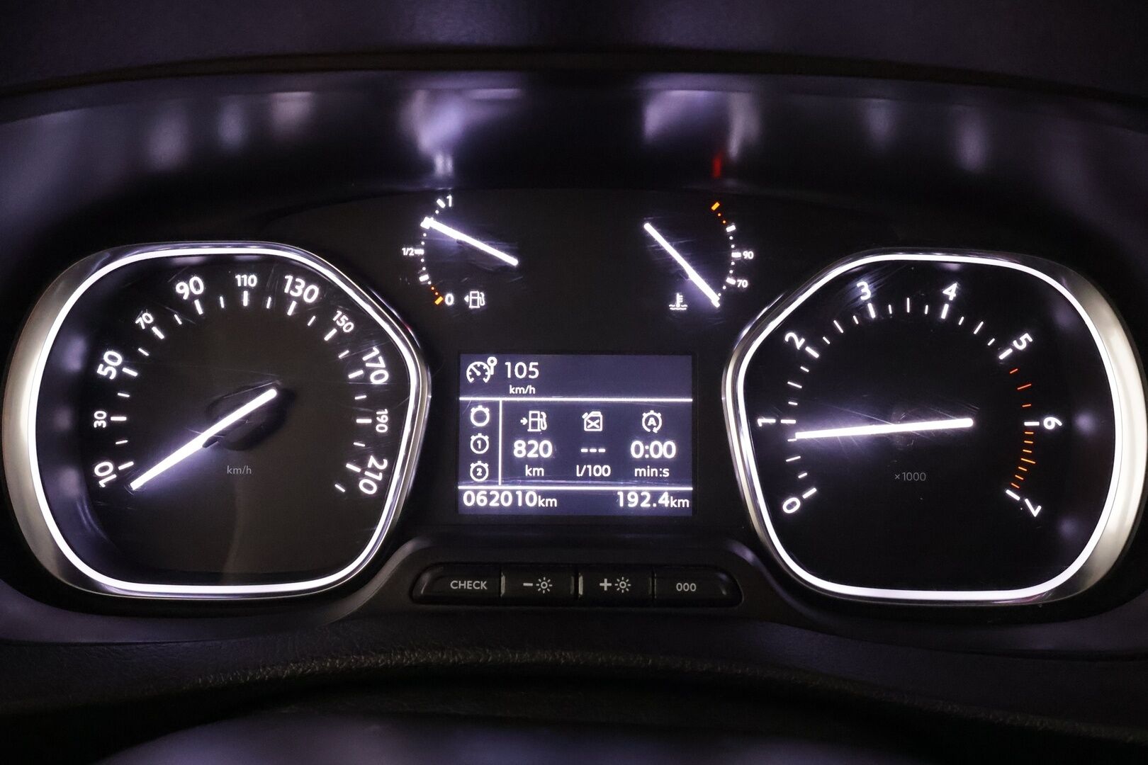 Citroen Jumpy 2022 BlueHDi 145 XL EAT8 Automaatti * ALV / Webasto / Keyless / P.tutka / Vakkari / Ilmastointi / Vetokoukku * - Suomi-auto / Kahdet renkaat / Upea kokonaisuus ja hienot vanteet! - HULLUT AVAJAISHULINAT KORKOTARJOUS 3,29 %