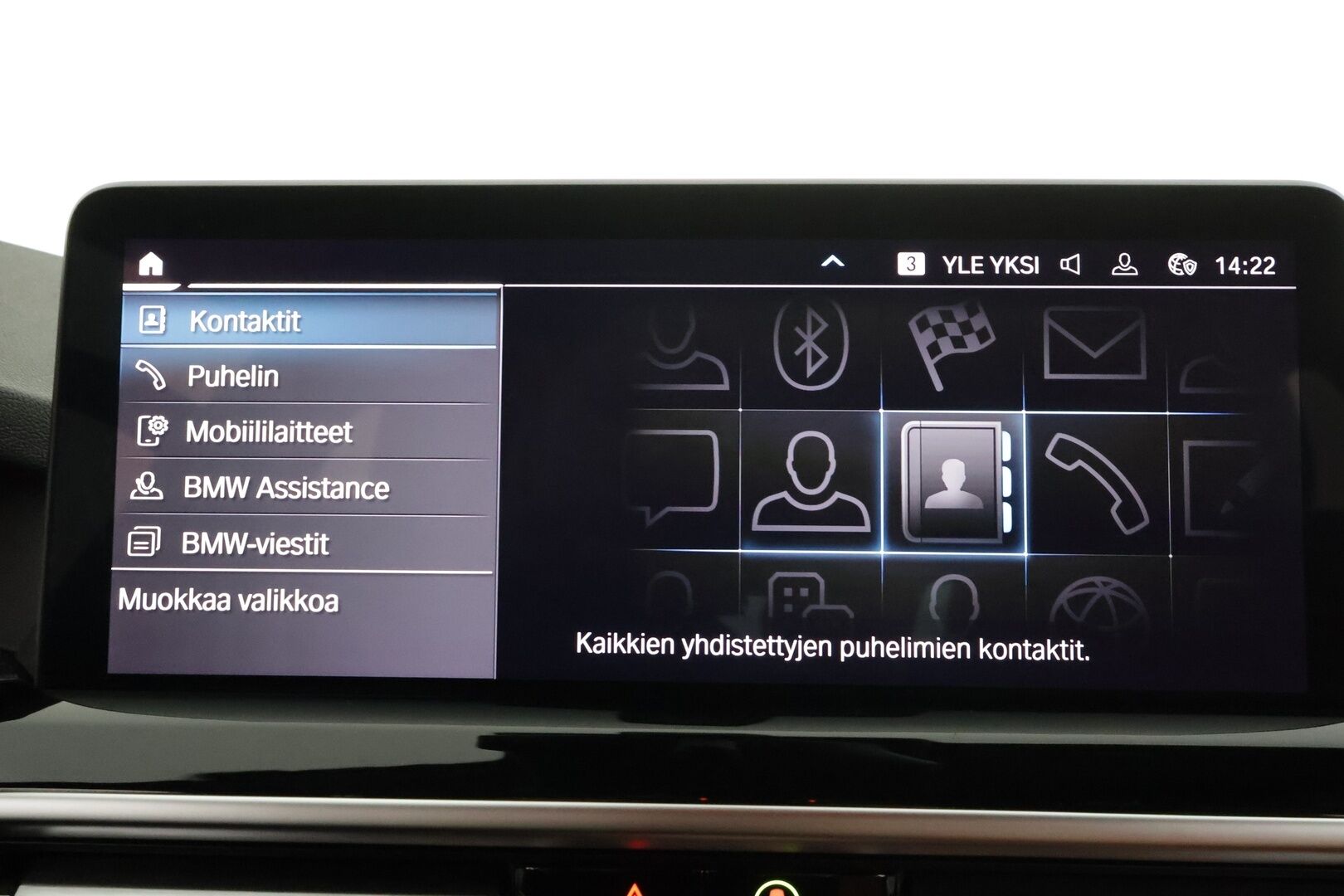 BMW X3 2023 G01 xDrive 30e A Charged Edition * HiFi / Sportnahat / LED / Vakkari / P.Kamera / Navi / Digimittaristo * - 1-Om suomi-auto / 2x Latauskaapelit / Kahdet renkaat 