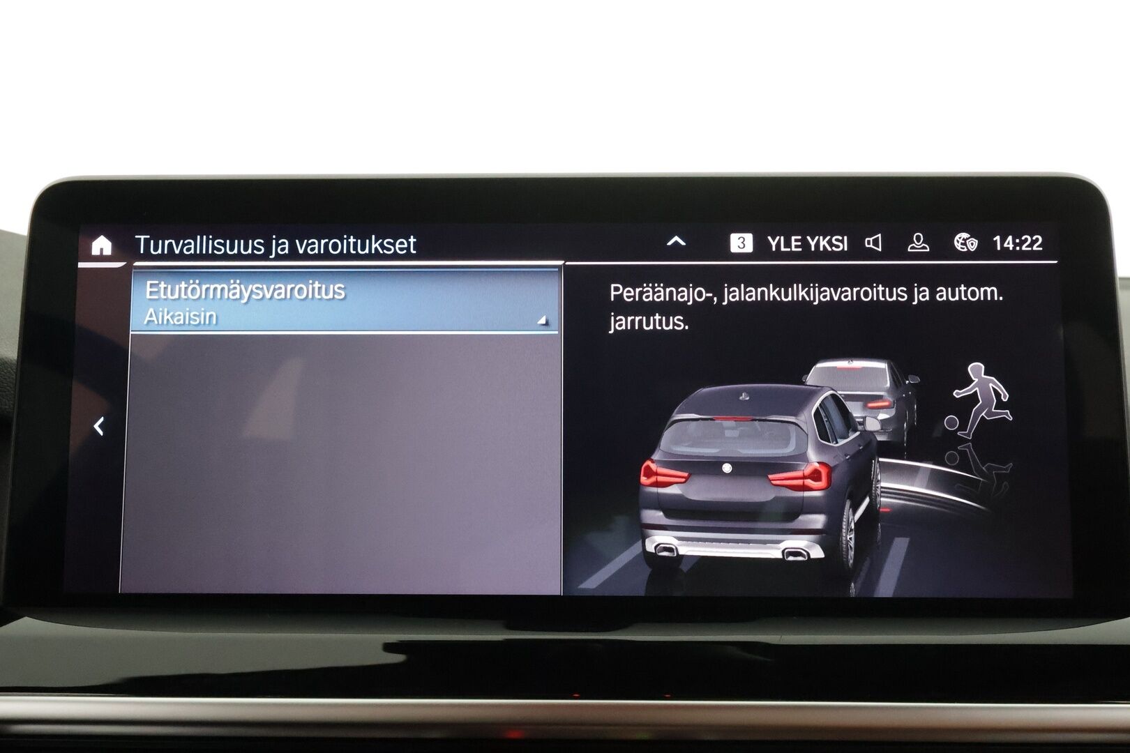 BMW X3 2023 G01 xDrive 30e A Charged Edition * HiFi / Sportnahat / LED / Vakkari / P.Kamera / Navi / Digimittaristo * - 1-Om suomi-auto / 2x Latauskaapelit / Kahdet renkaat 