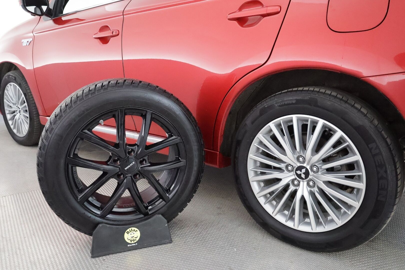 Mitsubishi OUTLANDER PHEV 2019 Instyle 4WD 5P **Adapt. vakkari / Vaaleat nahat / 360 Kamera / Rockford Sound System / Koukku** - 2x alut