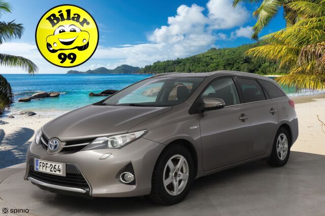 Toyota Auris 2014