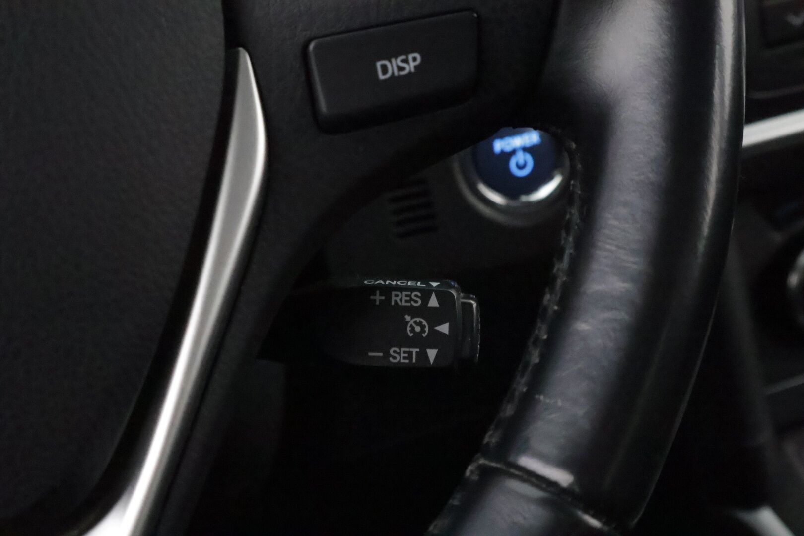 Toyota Auris 2014 Touring Sports 1,8 Hybrid Active * Vakkari / Peruutuskamera / Lohko & Sisäpistoke / Xenon - HULLUT JOULUT KORKOTARJOUS 2,49% 