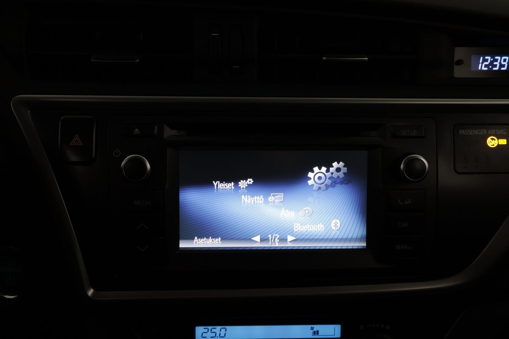 Toyota Auris 2014 Touring Sports 1,8 Hybrid Active * Vakkari / Peruutuskamera / Lohko & Sisäpistoke / Xenon - HULLUT JOULUT KORKOTARJOUS 2,49% 