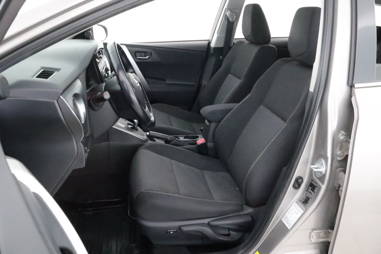 Toyota Auris 2014 Touring Sports 1,8 Hybrid Active * Vakkari / Peruutuskamera / Lohko & Sisäpistoke / Xenon - HULLUT JOULUT KORKOTARJOUS 2,49% 