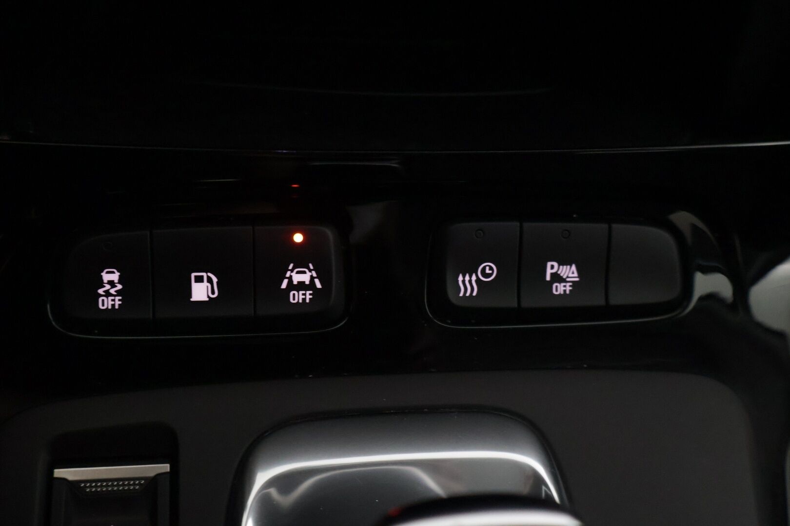 Opel Grandland 2020 X Hybrid4 1.6 Turbo 300 AT8 AWD (PHEV) - | Adap.vakkari | Nahkapenkit | Kuskin penkki muistilla | Kamera | Penkkien lämmitys ja viilennys | LED-valot | Kaistavahti | Sähkäkontti |