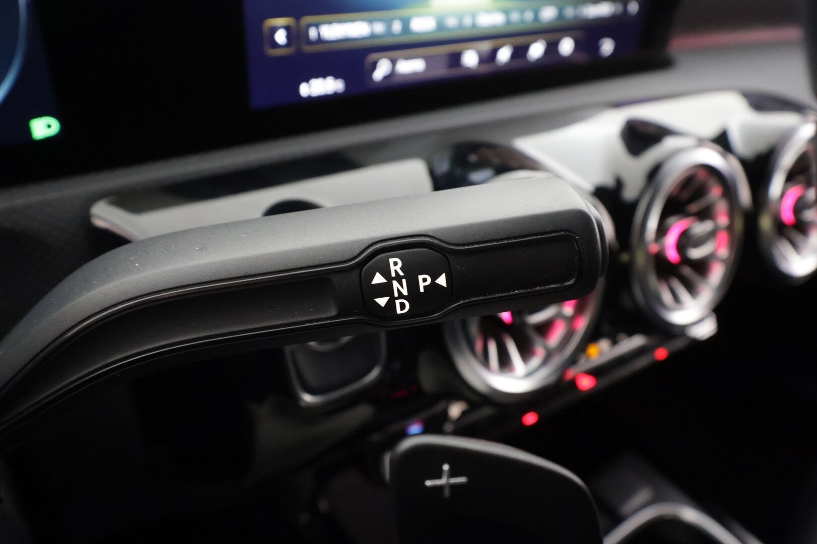 Mercedes-Benz CLA 2022 250 e A Shooting Brake Business Edition * Distronic+ / Pikalataus / Multibeam LED /  Widescreen / Koukku / P-kamera - Akku kuntotarkastettu / Suomi-auto / Kahdet renkaat / Huippuvarusteet / Upea väri! - HULLUT BLACKWEEK JATKOT - KORKOTARJOUS 2,49%