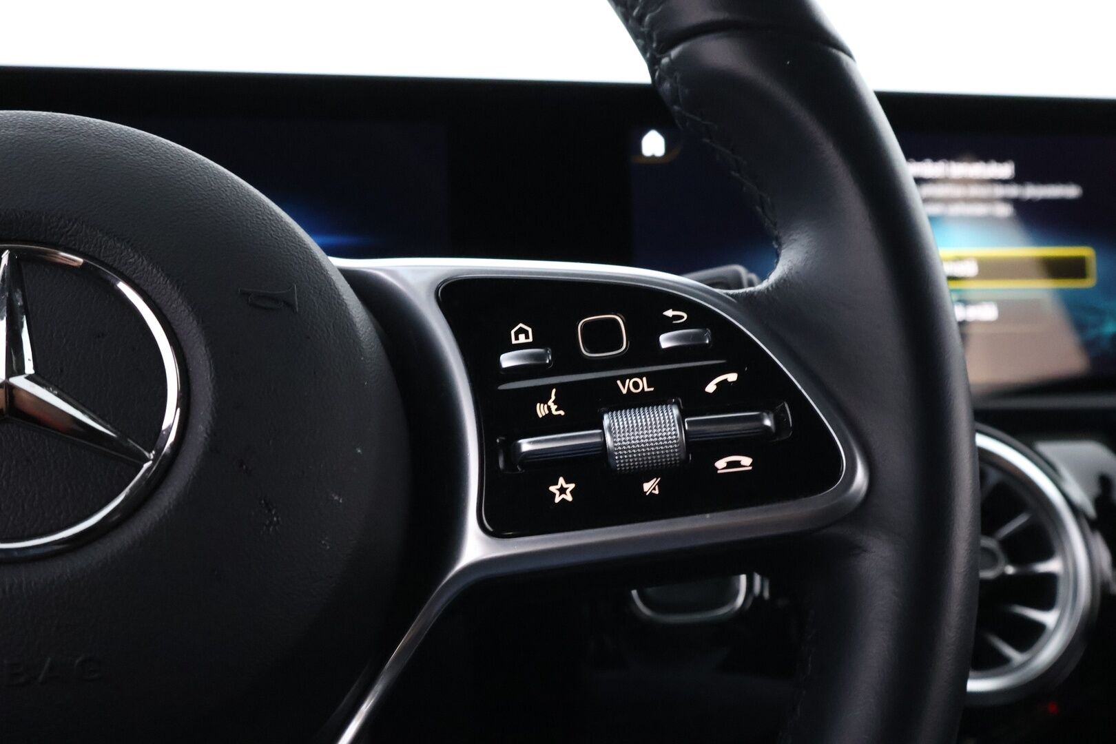 Mercedes-Benz CLA 2022 250 e A Shooting Brake Business Edition * Distronic+ / Pikalataus / Multibeam LED /  Widescreen / Koukku / P-kamera - Akku kuntotarkastettu / Suomi-auto / Kahdet renkaat / Huippuvarusteet / Upea väri! - HULLUT BLACKWEEK JATKOT - KORKOTARJOUS 2,49%