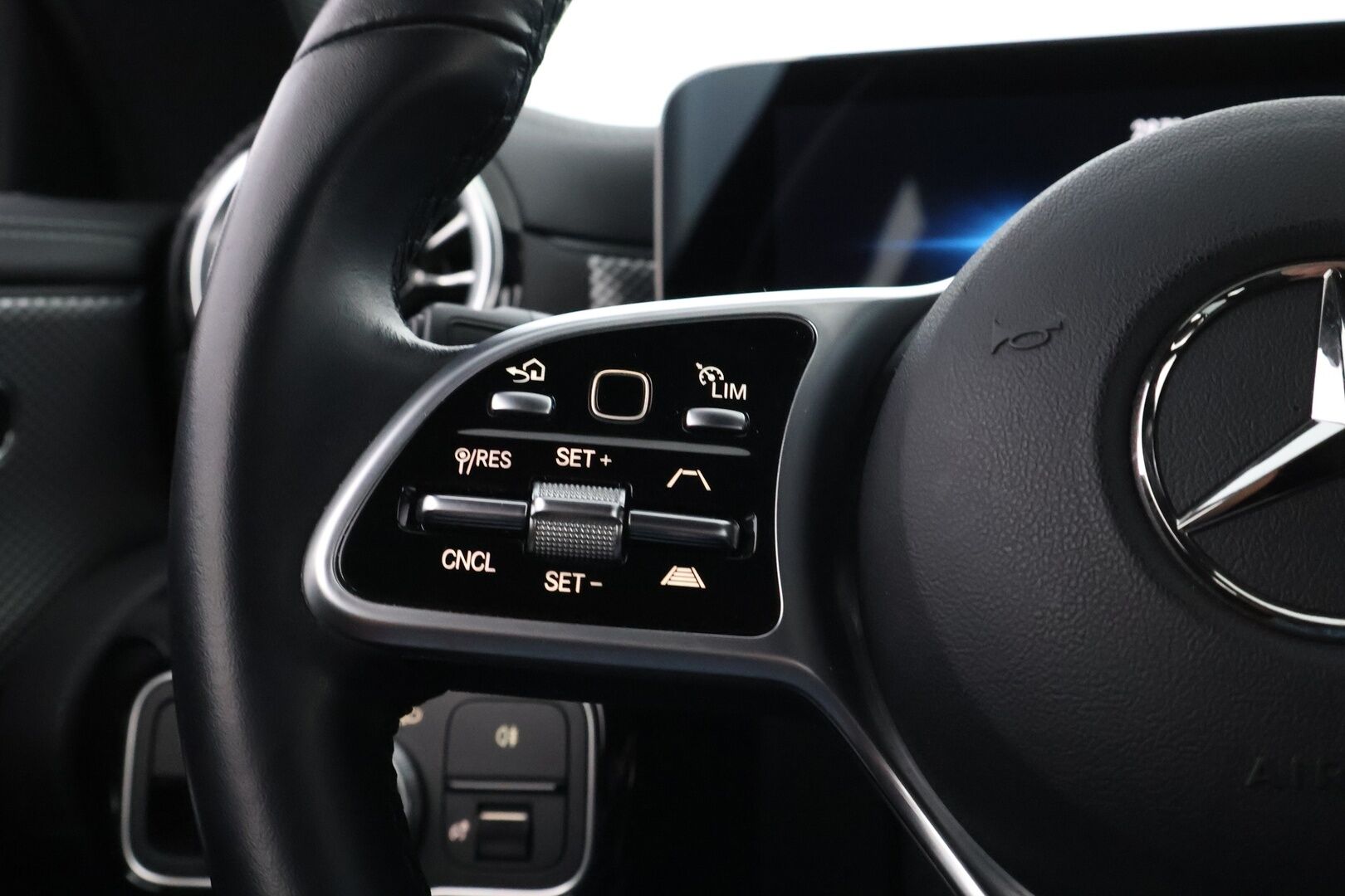 Mercedes-Benz CLA 2022 250 e A Shooting Brake Business Edition * Distronic+ / Pikalataus / Multibeam LED /  Widescreen / Koukku / P-kamera - Akku kuntotarkastettu / Suomi-auto / Kahdet renkaat / Huippuvarusteet / Upea väri! - HULLUT BLACKWEEK JATKOT - KORKOTARJOUS 2,49%