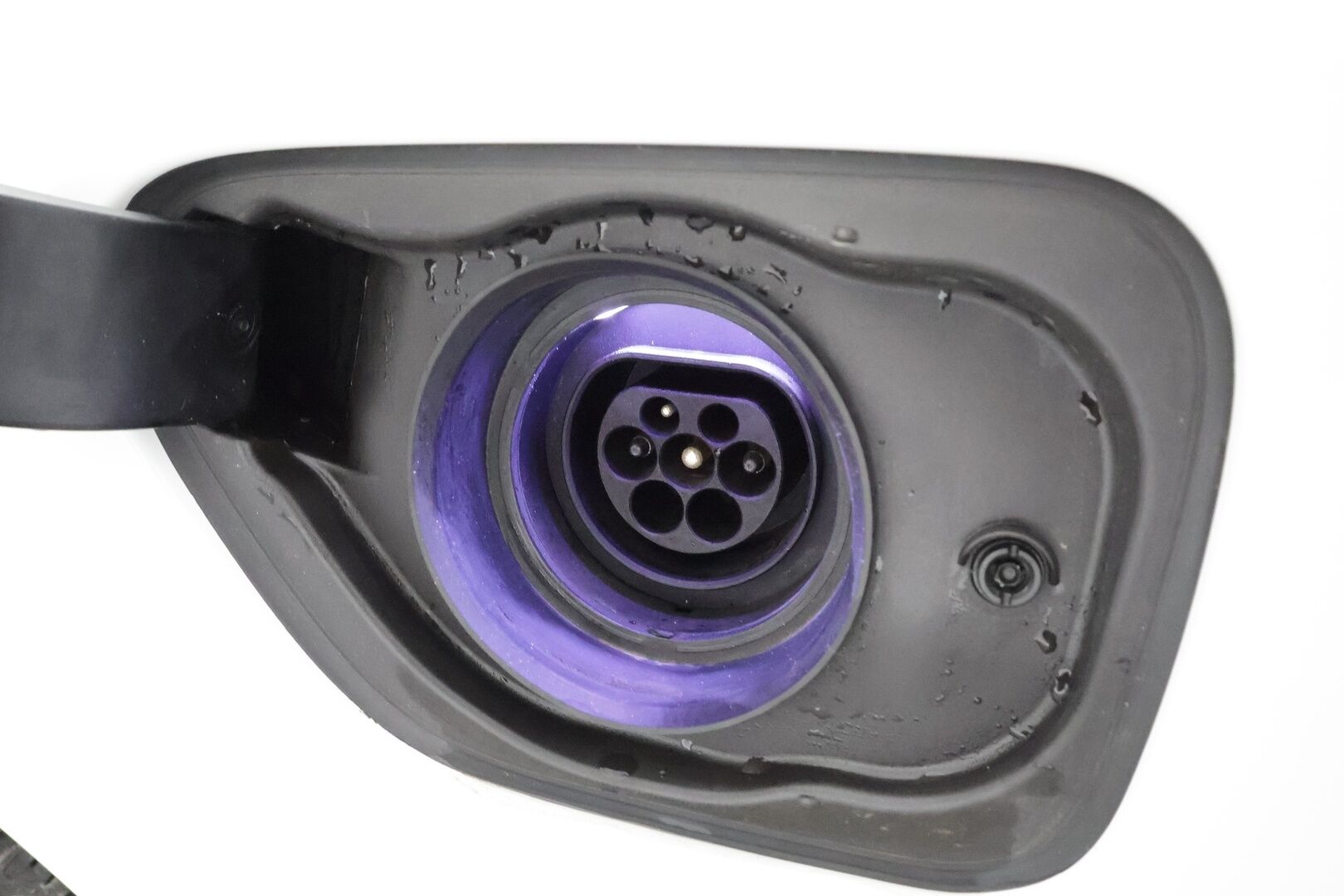 Volvo S60 2022 T8 AWD Long Range High Performance R-Design Edition aut * ACC / P.kamera / LED / Navi / Muistipenkki / KeylessGo * - 1.Om Suomi-auto / Kahdet renkaat aluvanteilla / Akku kuntotarkastettu SOH 98,5%