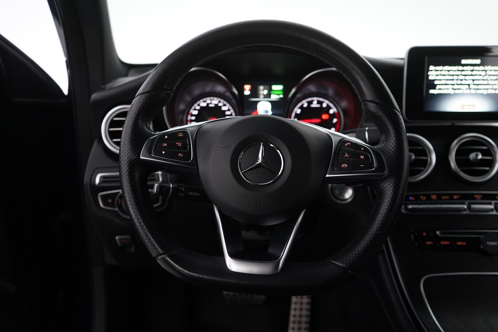 Mercedes-Benz GLC 2017 350 e Coupé 4Matic A Premium Business AMG *ACC / Sport-nahat / ILS-Ledit / Kamera / Navi* - Kahdet vanteet / AMG / Juuri huollettu