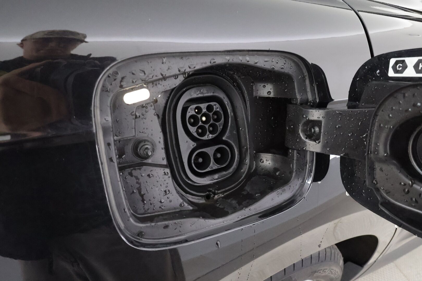 Skoda Enyaq 2022 80x 4x4 iV - | ACC | ILP | Koukku | Muistipenkki | Nahkaverhoilu | P.kamera | Lane Assist | Side Assist | Keyless | Ambient | Lämm. ratti | 1-om suomiauto |