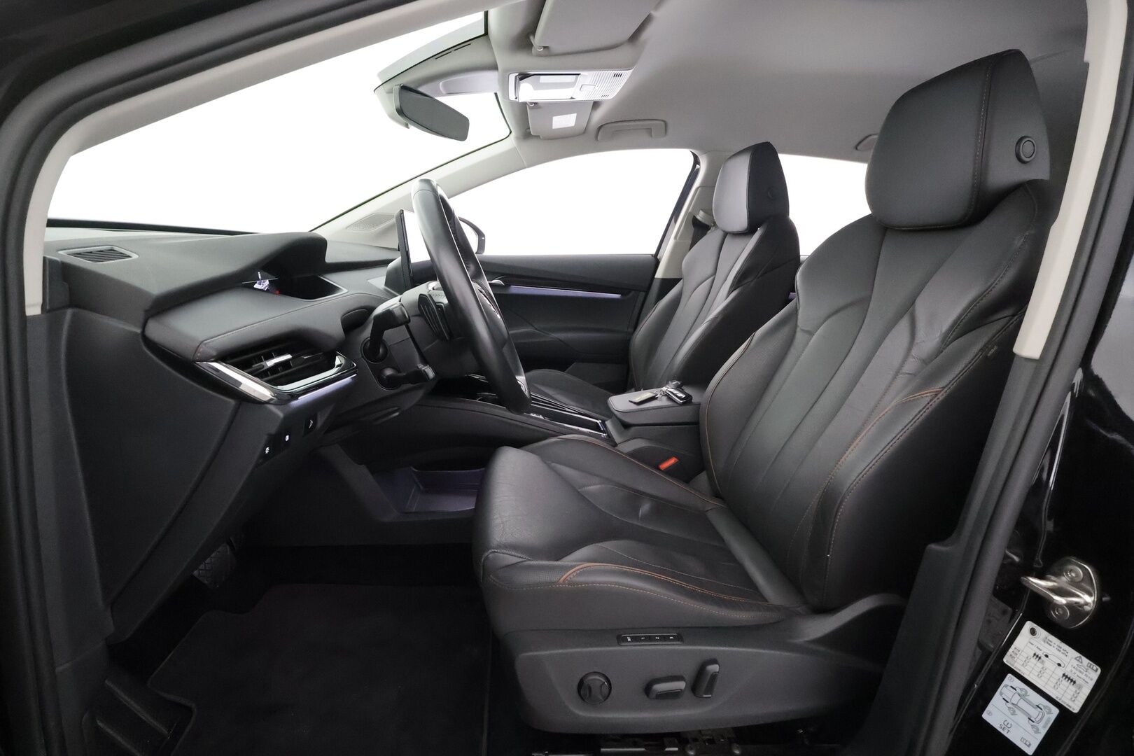 Skoda Enyaq 2022 80x 4x4 iV - | ACC | ILP | Koukku | Muistipenkki | Nahkaverhoilu | P.kamera | Lane Assist | Side Assist | Keyless | Ambient | Lämm. ratti | 1-om suomiauto |