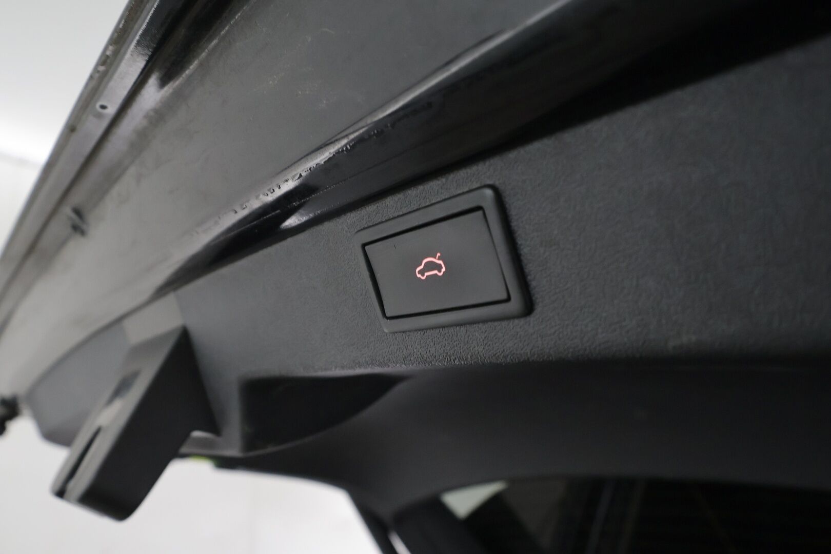 Skoda Enyaq 2022 80x 4x4 iV - | ACC | ILP | Koukku | Muistipenkki | Nahkaverhoilu | P.kamera | Lane Assist | Side Assist | Keyless | Ambient | Lämm. ratti | 1-om suomiauto |