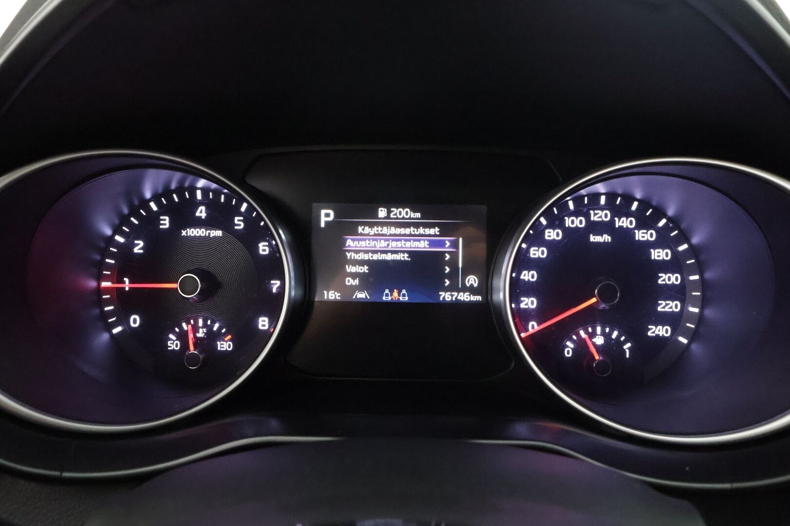 Kia Ceed 2022 1,0 T-GDI Mild-Hybrid 120hv LX SW DCT - | Koukku | P.Kamera | LED | Sisätilanlämmitin | Kaistavahti | Lämmitettävä ohjauspyörä | Apple & Android | Facelift | Kahdet renkaat | Suomi-auto | Merkkihuollot | 