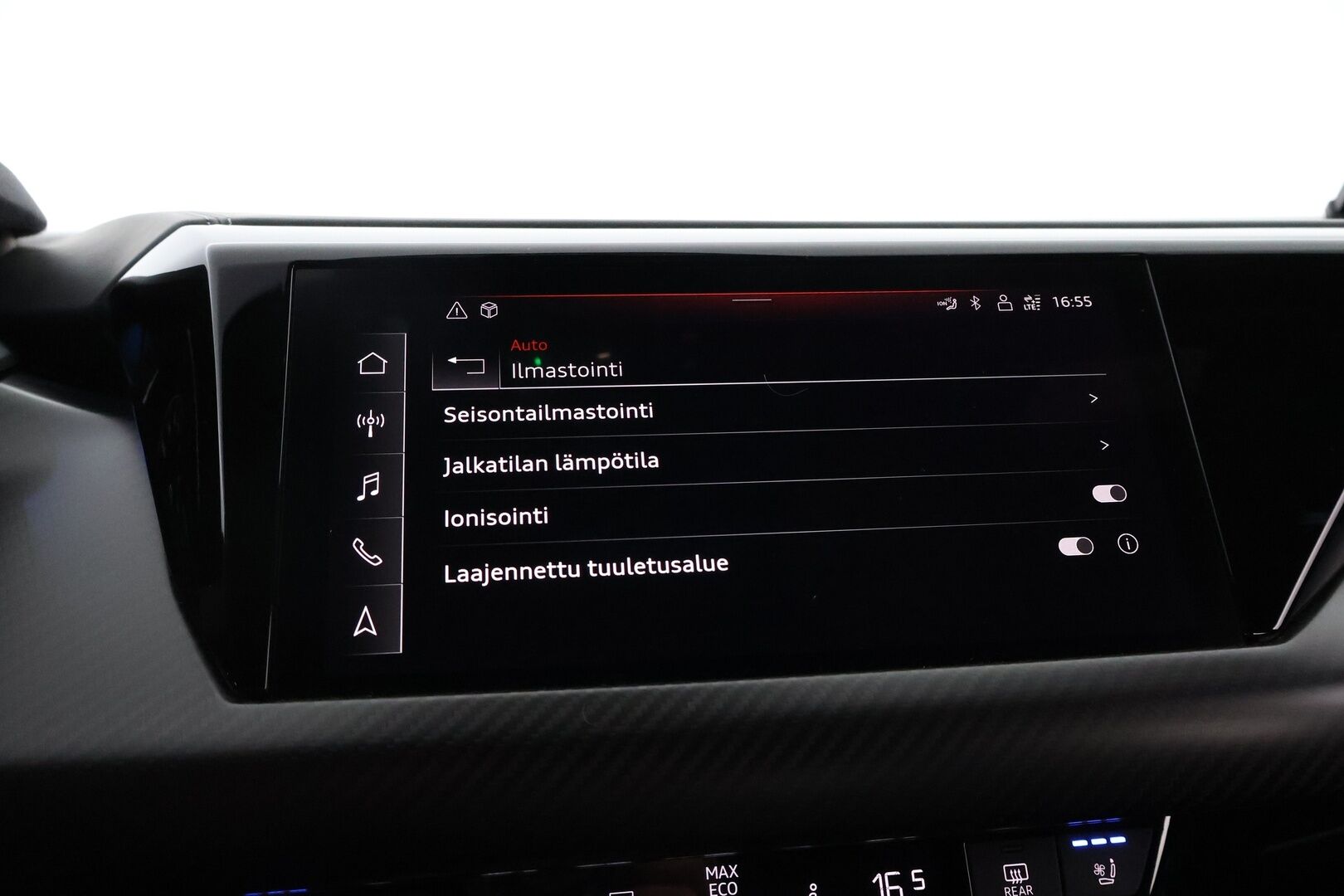 Audi e-tron GT RS 2022 quattro - 2,99 % KORKOTARJOUS TÄHÄN AUTOON - Hiilikuitu-paketti / 3D Bang&Olufsen / Hierovat ja ilmastoidut istuimet / ACC / 360° / Matrix / Ilma-alusta / Nelipyöräohjaus / 