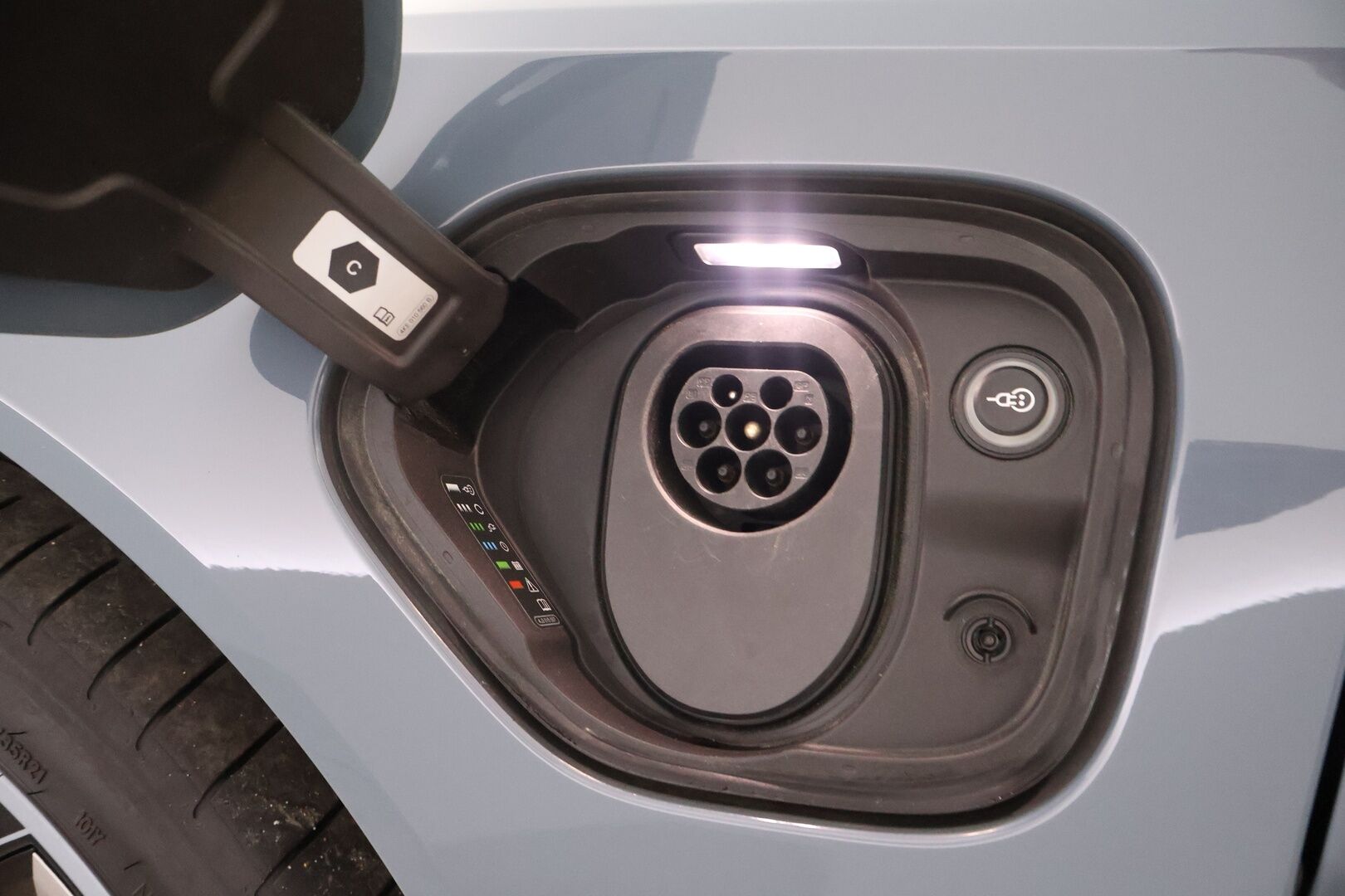 Audi e-tron GT RS 2022 quattro - 2,99 % KORKOTARJOUS TÄHÄN AUTOON - Hiilikuitu-paketti / 3D Bang&Olufsen / Hierovat ja ilmastoidut istuimet / ACC / 360° / Matrix / Ilma-alusta / Nelipyöräohjaus / 