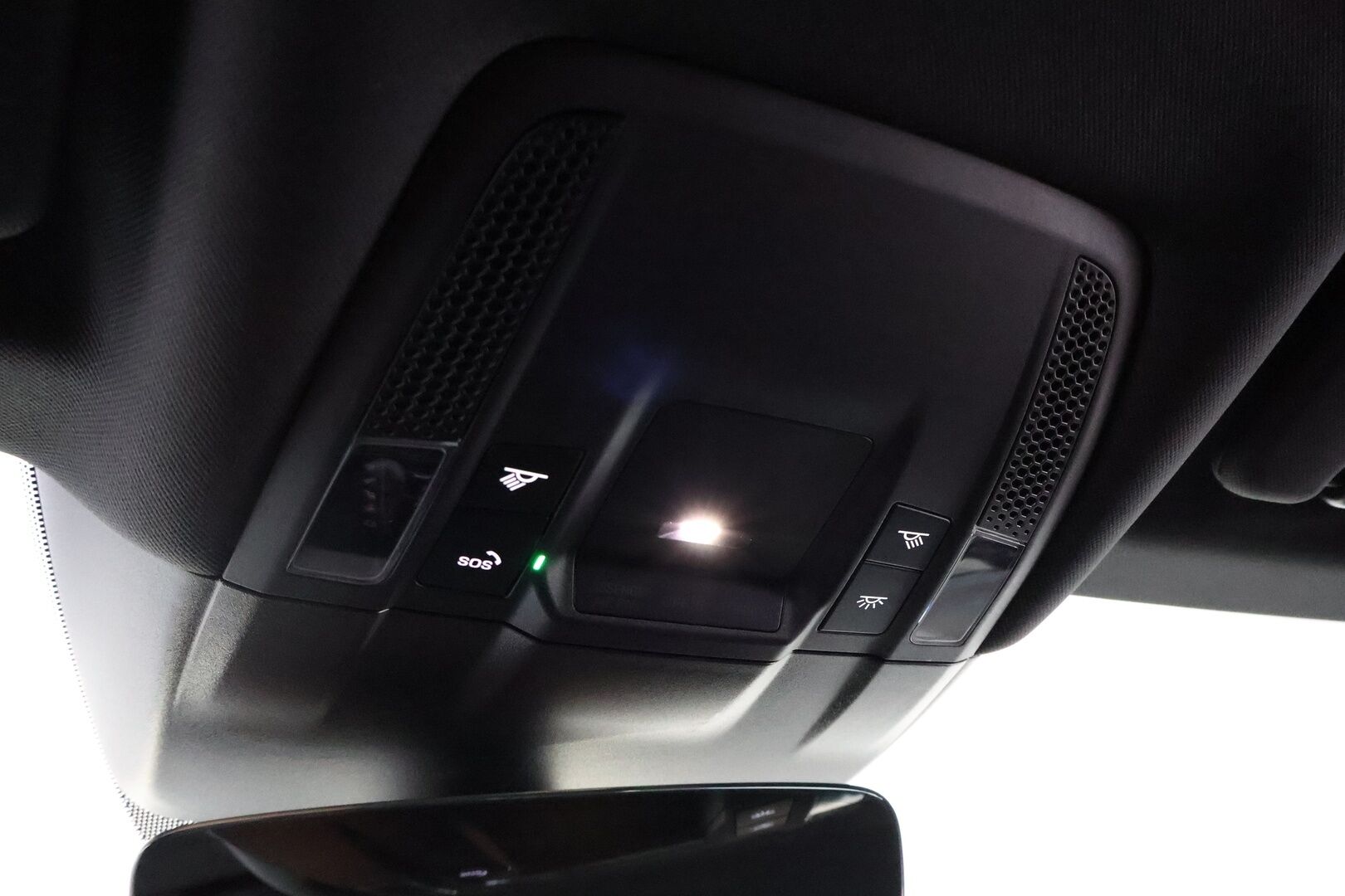 Audi e-tron GT RS 2022 quattro - 2,99 % KORKOTARJOUS TÄHÄN AUTOON - Hiilikuitu-paketti / 3D Bang&Olufsen / Hierovat ja ilmastoidut istuimet / ACC / 360° / Matrix / Ilma-alusta / Nelipyöräohjaus / 