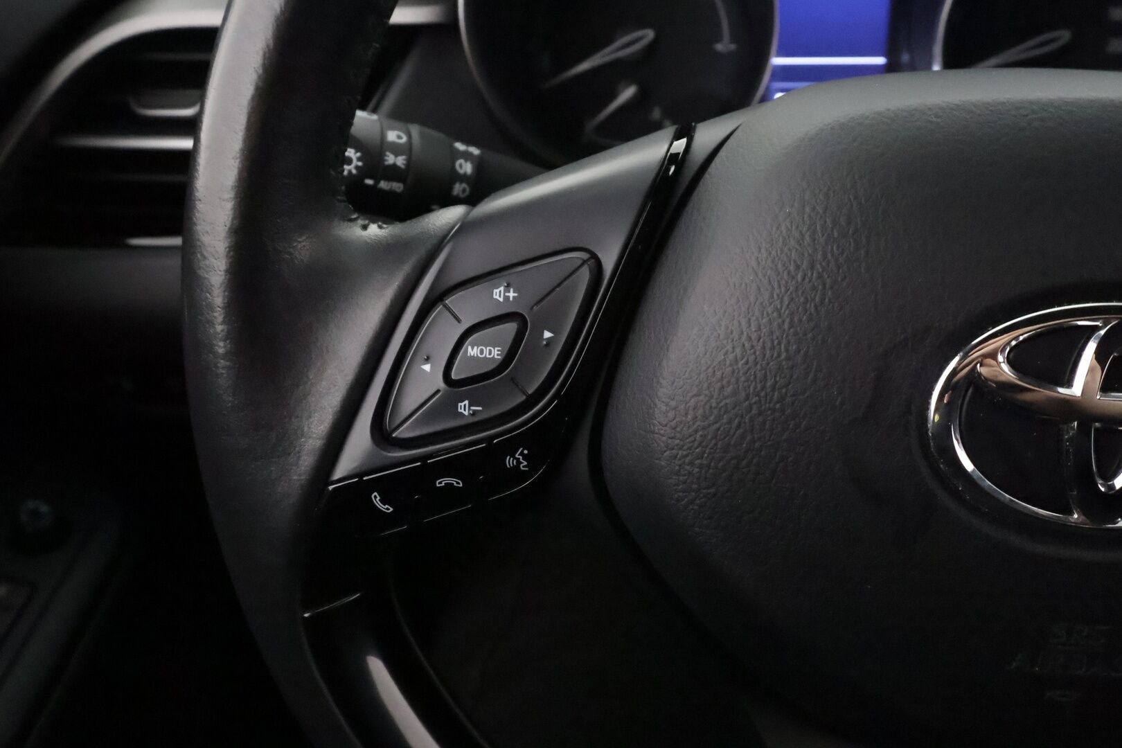 Toyota C-HR 2022 1,8 Hybrid Active Business - | ACC | P.Kamera | LED | Navi | Apple&Android | 1.Om Suomi-auto | Kahdet Renkaat |