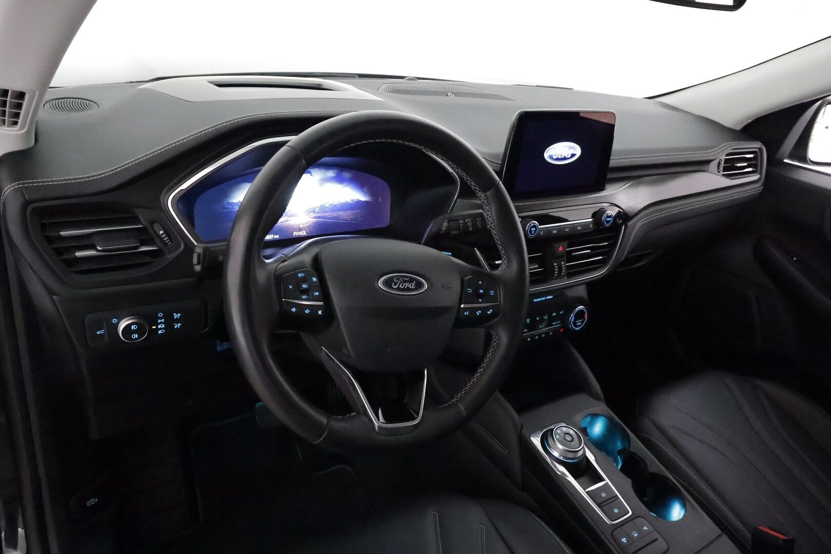 Ford Kuga 2022 2,5 Hybrid (HEV) 190hv CVT AWD Vignale **B&O / Koukku / Muistipenkki / P.kamera / Lohko / Keyless** - 1-om. Suomi-auto / Hyvin huollettu!