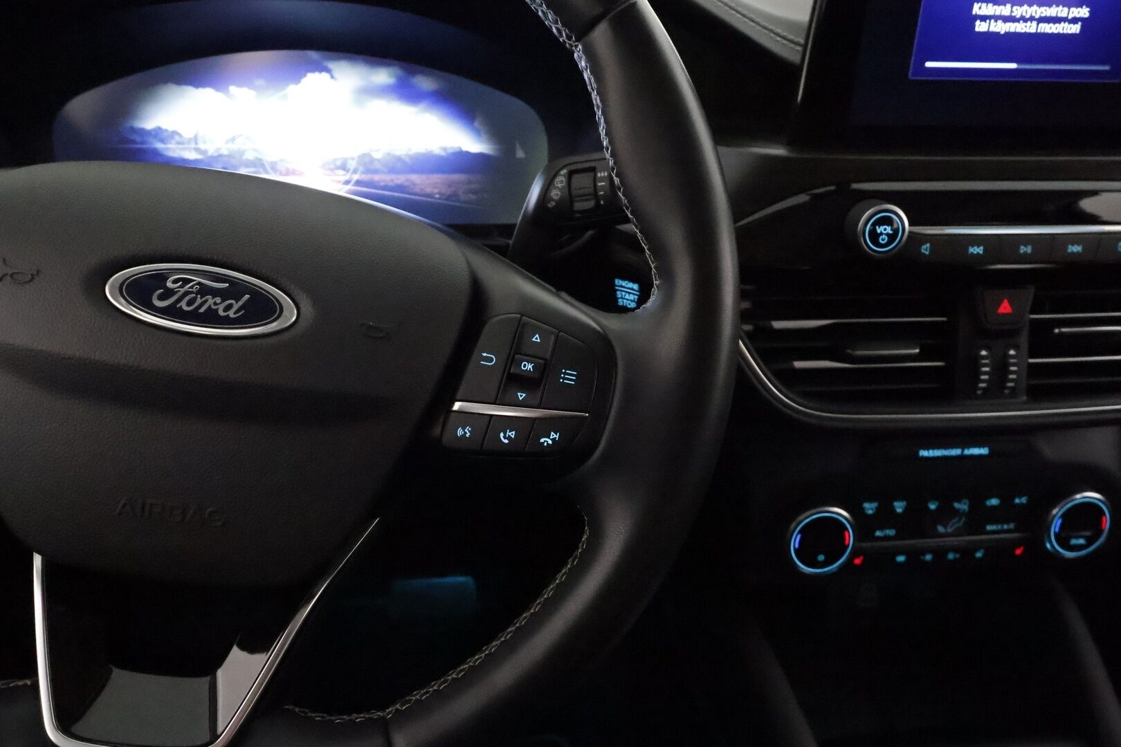Ford Kuga 2022 2,5 Hybrid (HEV) 190hv CVT AWD Vignale **B&O / Koukku / Muistipenkki / P.kamera / Lohko / Keyless** - 1-om. Suomi-auto / Hyvin huollettu!