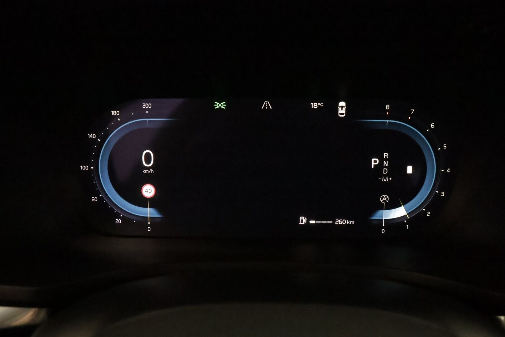 Volvo V60 2023 B3 MHEV Business Core DCT aut **Pa-lisälämmitin / Koukku / Adapt.Vakkari / P.kamera / Kaistavahti / Navi / Keyless** - 3,99 % KORKOTARJOUS TÄHÄN AUTOON - 1-om Suomi-auto / Kahdet Renkaat