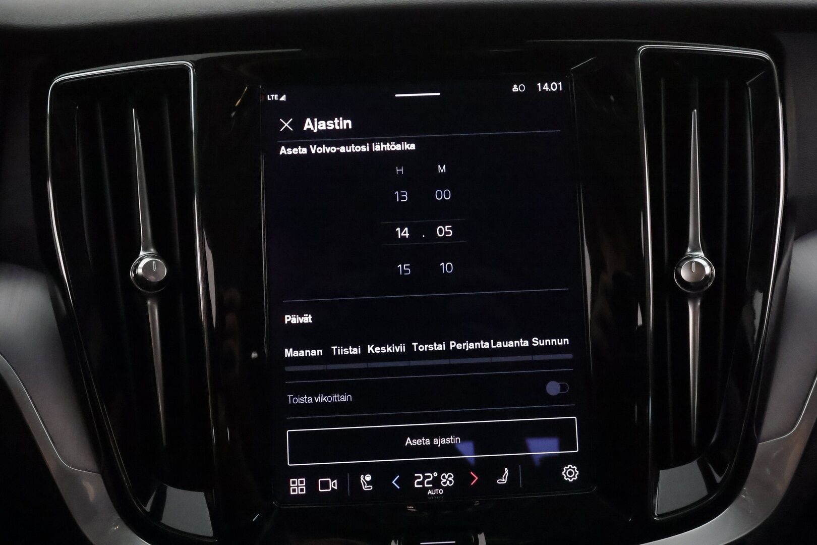 Volvo V60 2023 B3 MHEV Business Core DCT aut **Pa-lisälämmitin / Koukku / Adapt.Vakkari / P.kamera / Kaistavahti / Navi / Keyless** - 1-om Suomi-auto / Kahdet Renkaat