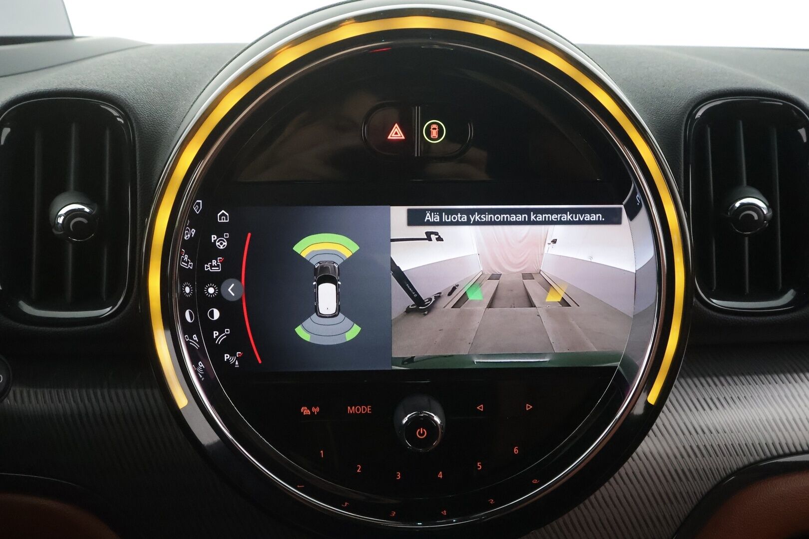 MINI Countryman 2023 Cooper SE ALL4 A Maximise - | ACC | Facelift | HUD | Ruskeat nahat | Sporttipenkit | P.kamera | Ambient | P.tutkat | Sähk. takaluukku | Navi | 1-om suomiauto | Merkkihuollot | ALV |