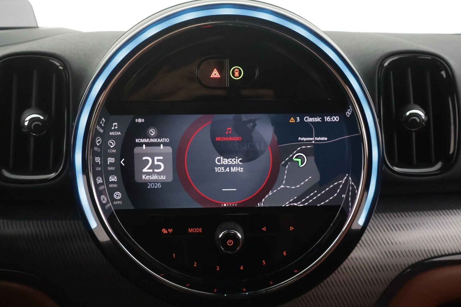 MINI Countryman 2023 Cooper SE ALL4 A Maximise - | ACC | Facelift | HUD | Ruskeat nahat | Sporttipenkit | P.kamera | Ambient | P.tutkat | Sähk. takaluukku | Navi | 1-om suomiauto | Merkkihuollot | ALV |