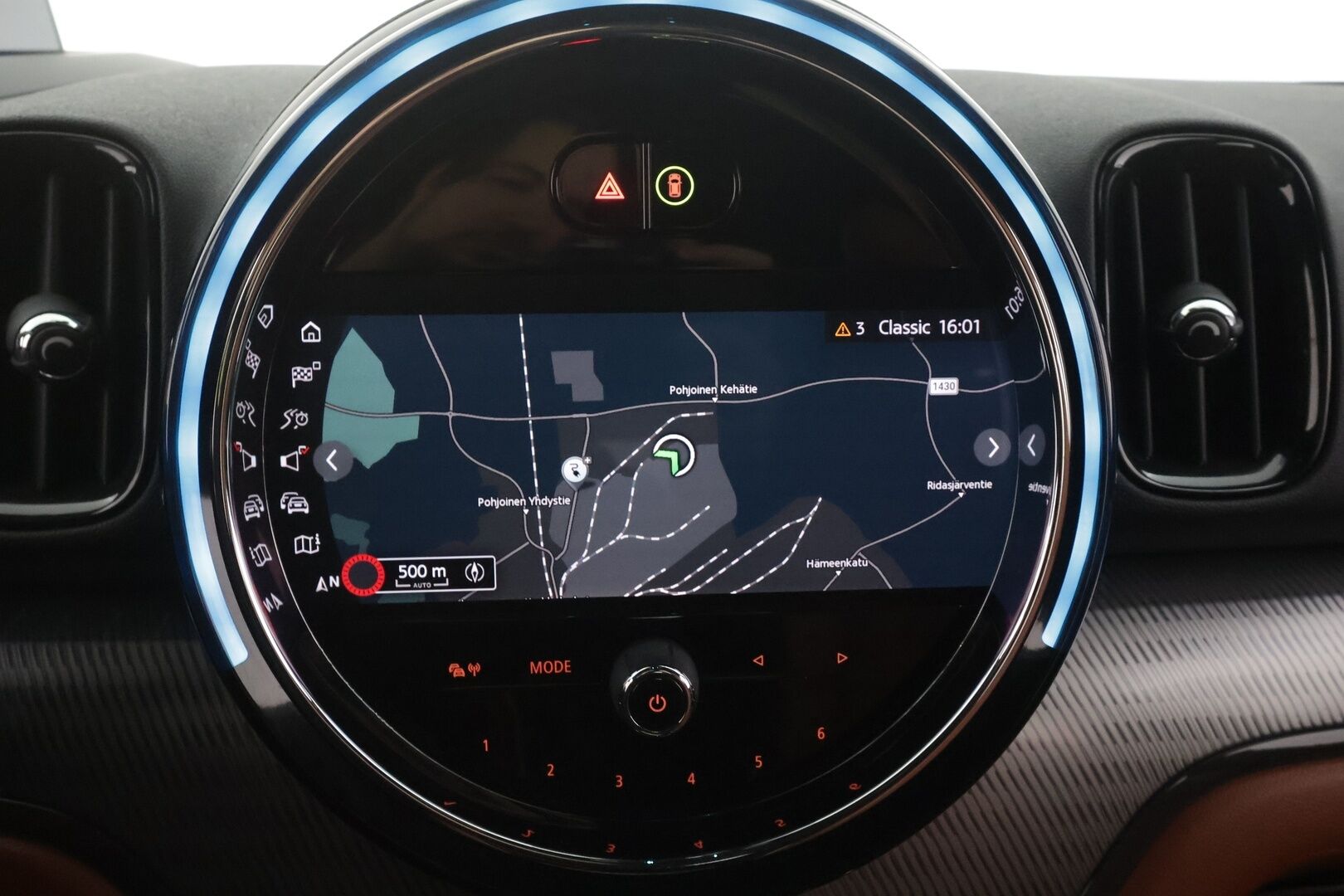 MINI Countryman 2023 Cooper SE ALL4 A Maximise - | ACC | Facelift | HUD | Ruskeat nahat | Sporttipenkit | P.kamera | Ambient | P.tutkat | Sähk. takaluukku | Navi | 1-om suomiauto | Merkkihuollot | ALV |
