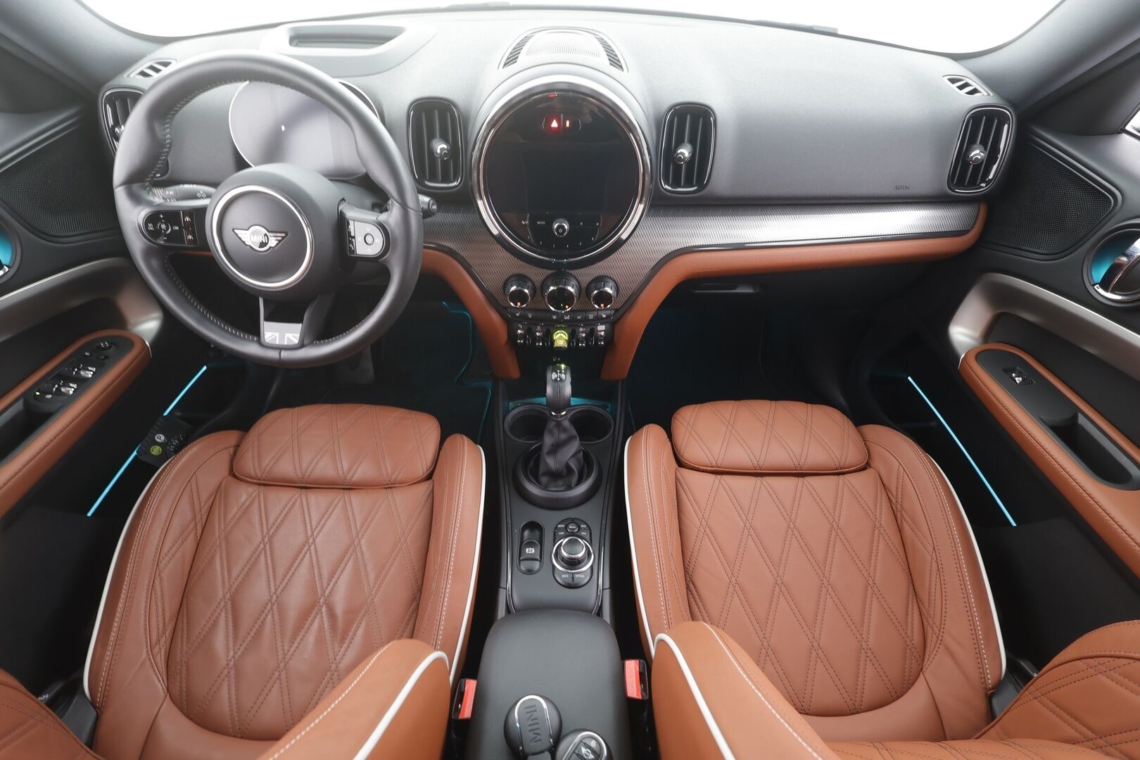 MINI Countryman 2023 Cooper SE ALL4 A Maximise - | ACC | Facelift | HUD | Ruskeat nahat | Sporttipenkit | P.kamera | Ambient | P.tutkat | Sähk. takaluukku | Navi | 1-om suomiauto | Merkkihuollot | ALV |
