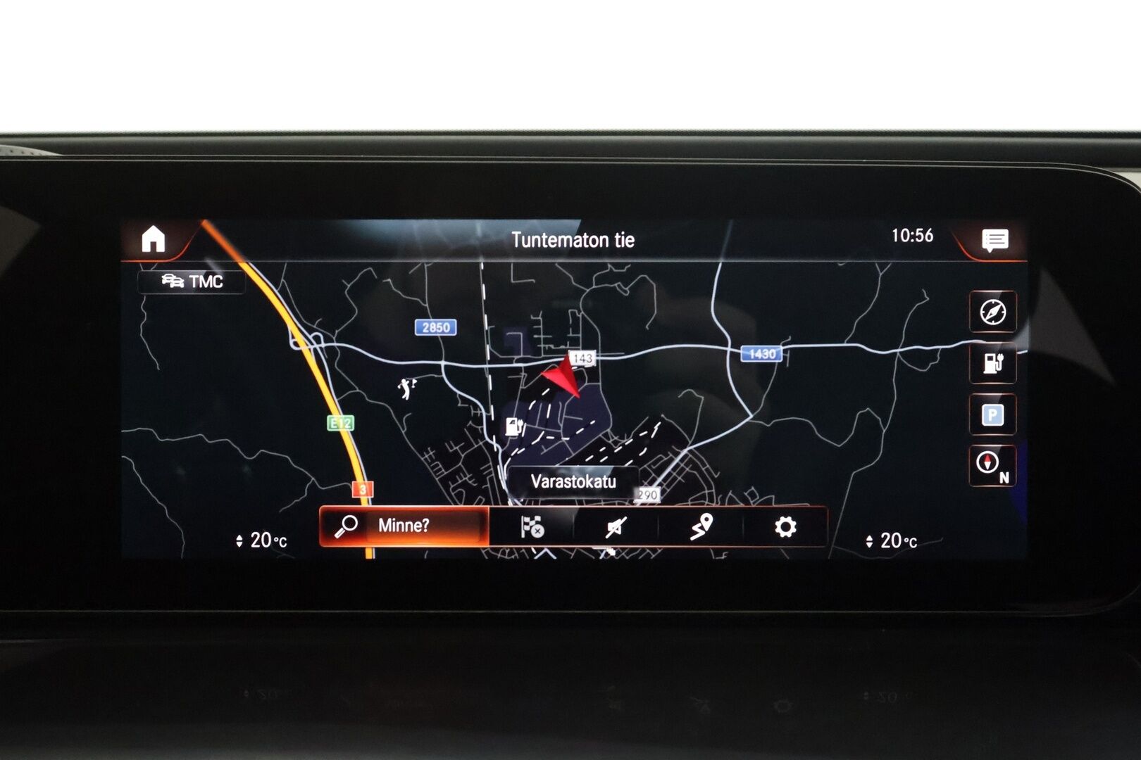 Mercedes-Benz EQC 2022 400 Electric Art * Distronic+ / HUD / 360° / Midline / Muistipenkit / Koukku / Lasikattoluukku / Keyless / Nahat / Widescreen / Navi * - Kahdet renkaat aluvanteilla / Merkkihuollettu