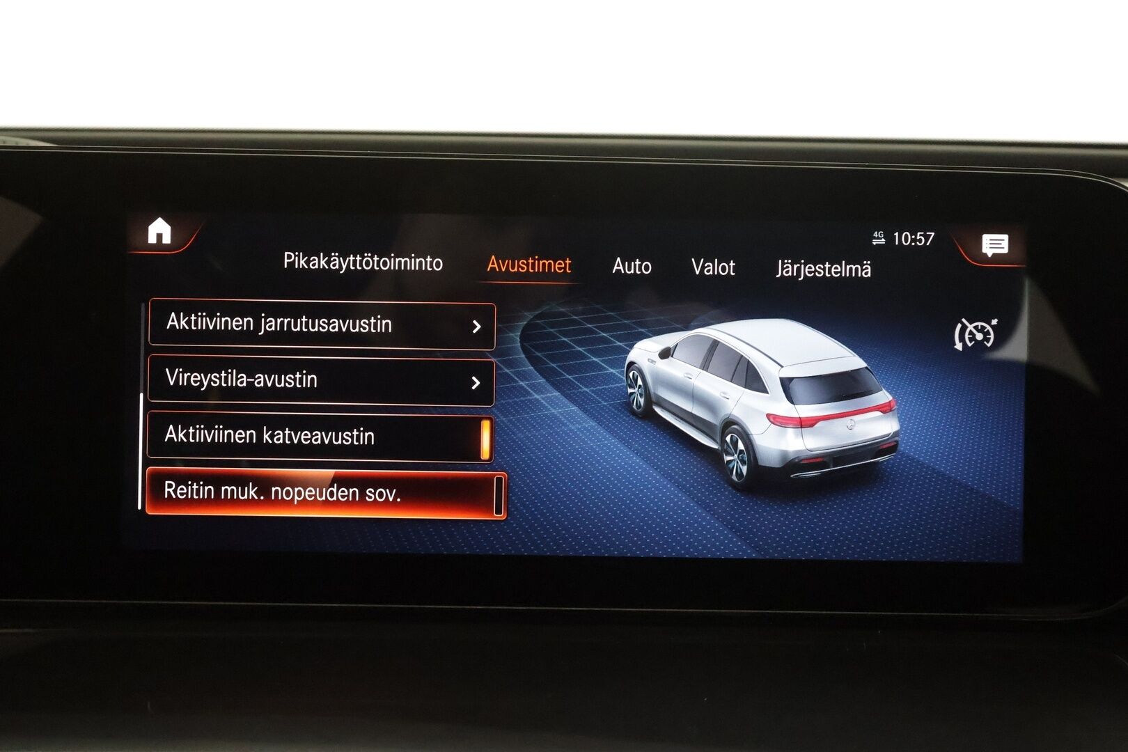 Mercedes-Benz EQC 2022 400 Electric Art * Distronic+ / HUD / 360° / Midline / Muistipenkit / Koukku / Lasikattoluukku / Keyless / Nahat / Widescreen / Navi * - Kahdet renkaat aluvanteilla / Merkkihuollettu